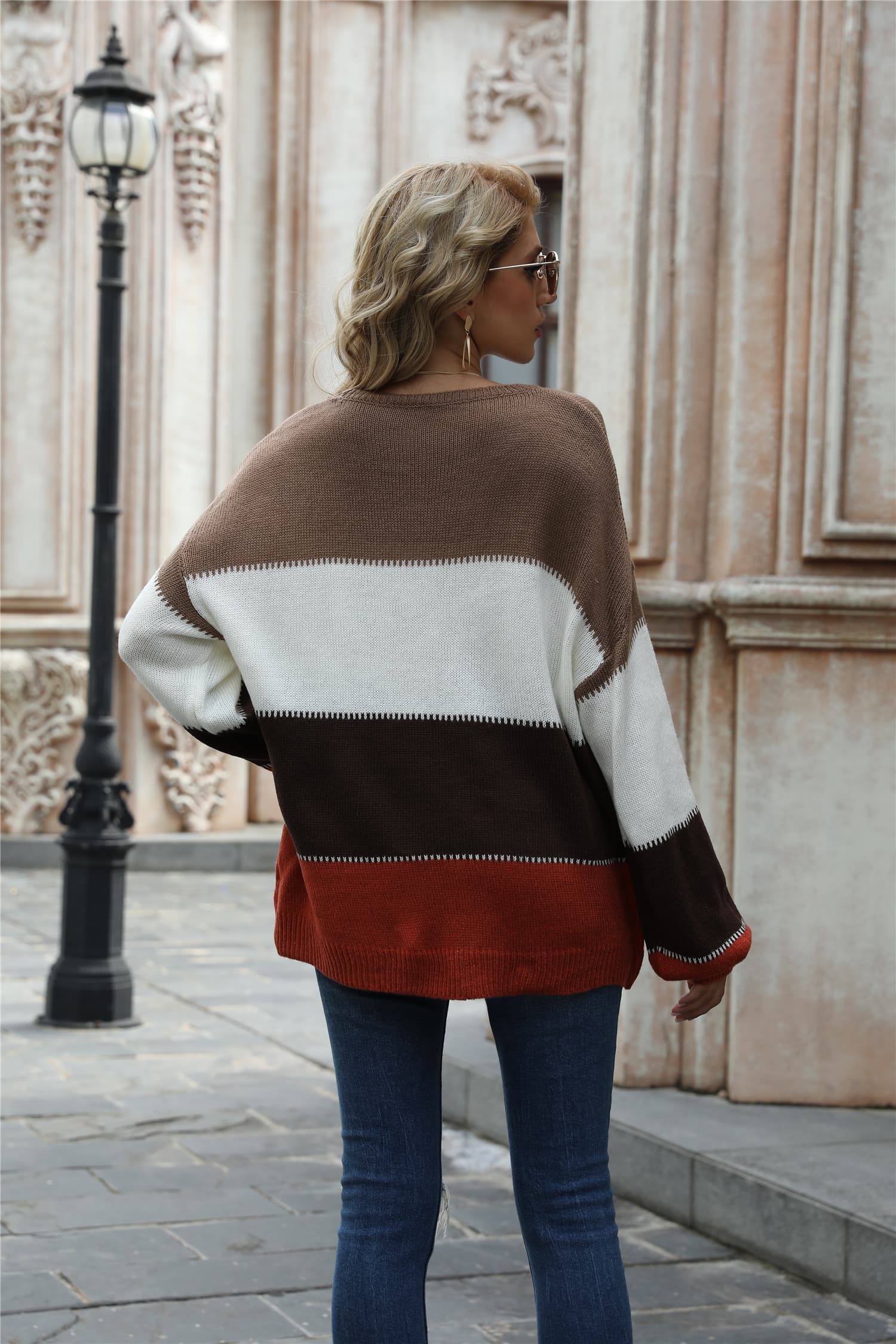 Angel Wings Color Block Round Neck Sweater - Fashorio