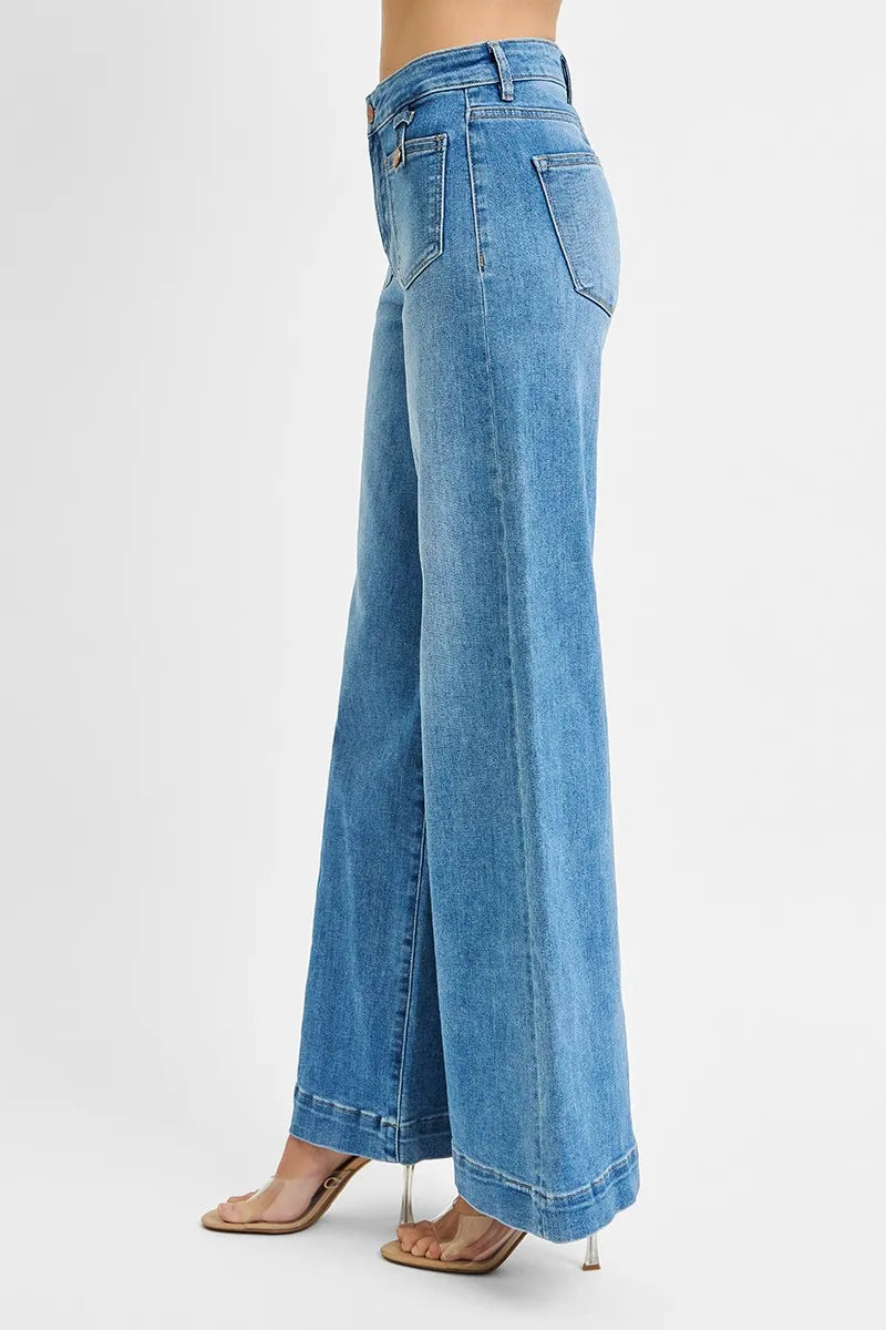 Close up of front patch pocket on RISEN wide leg jeans