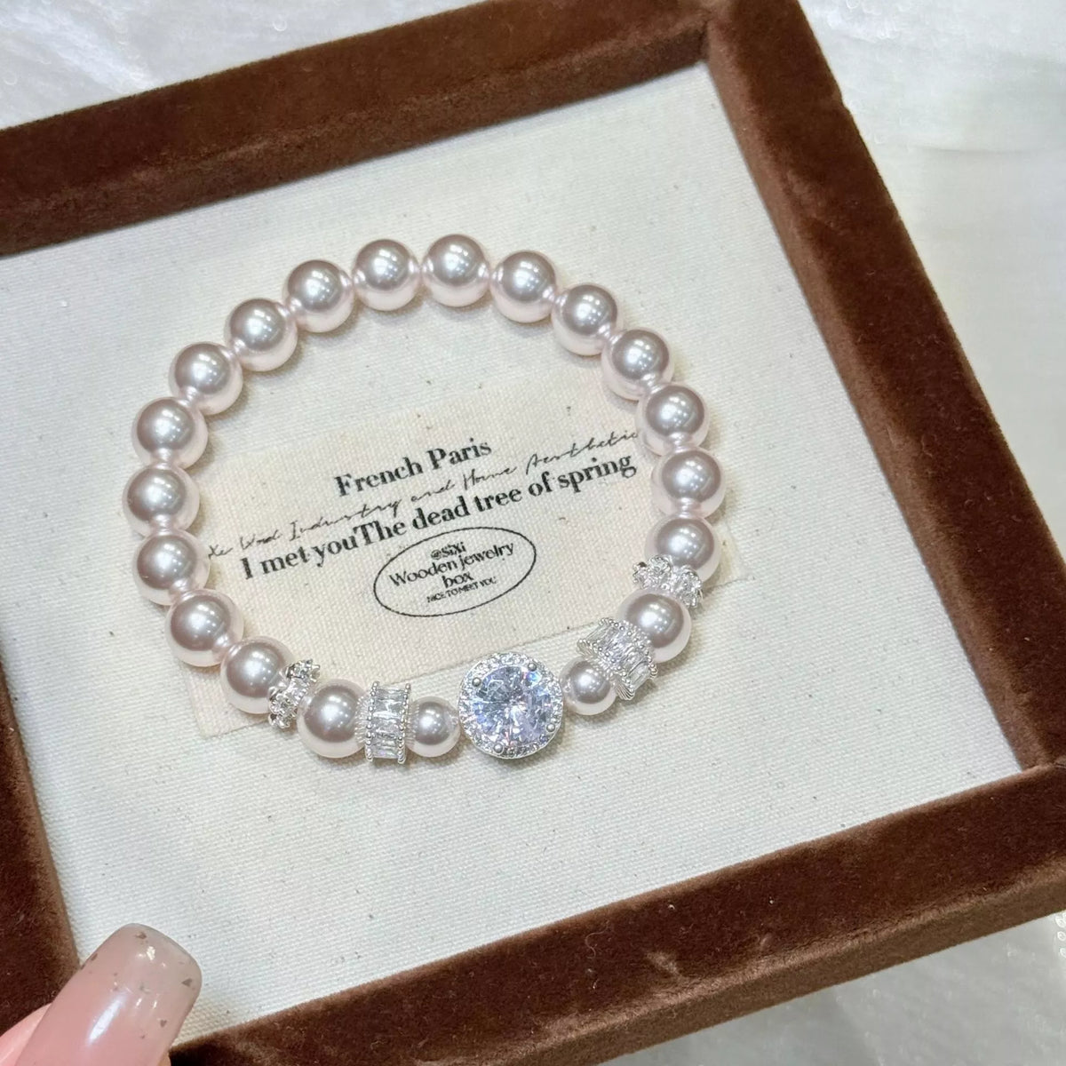 pearl and zircon chain bracelet side view