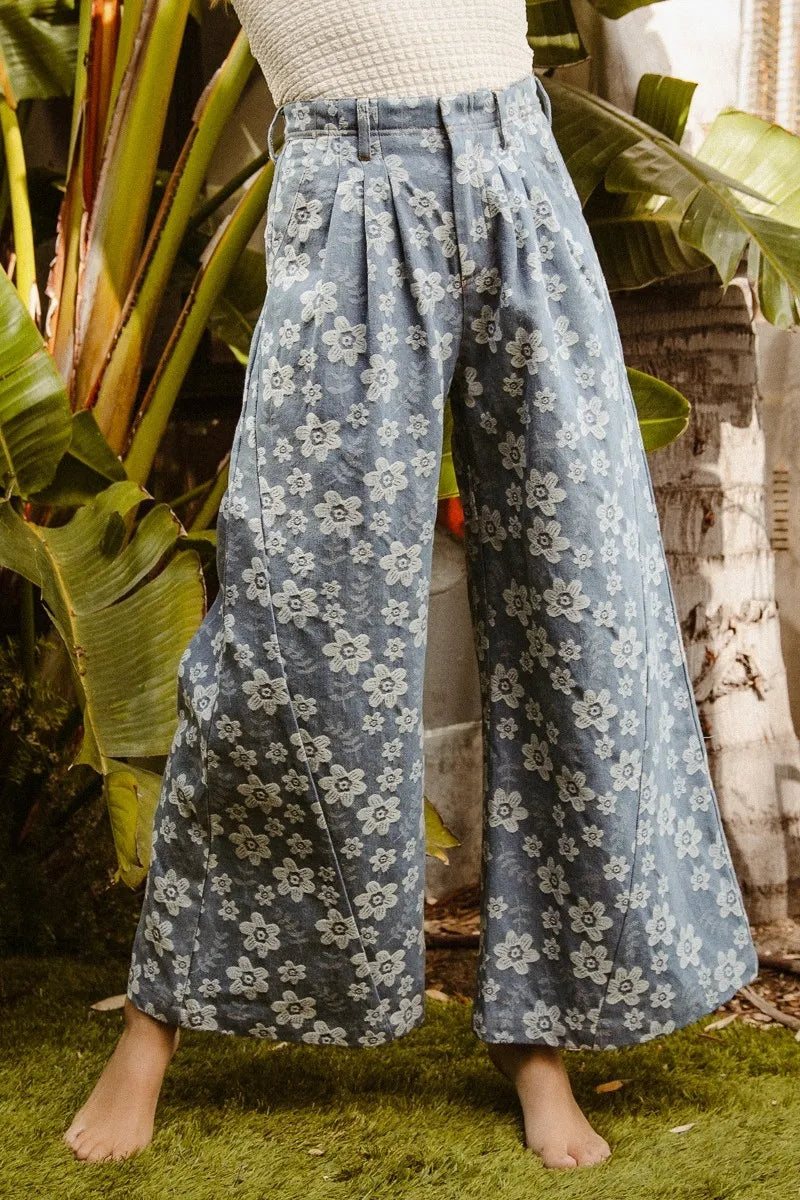 BiBi Floral Texture Wide Leg Jeans - Fashorio