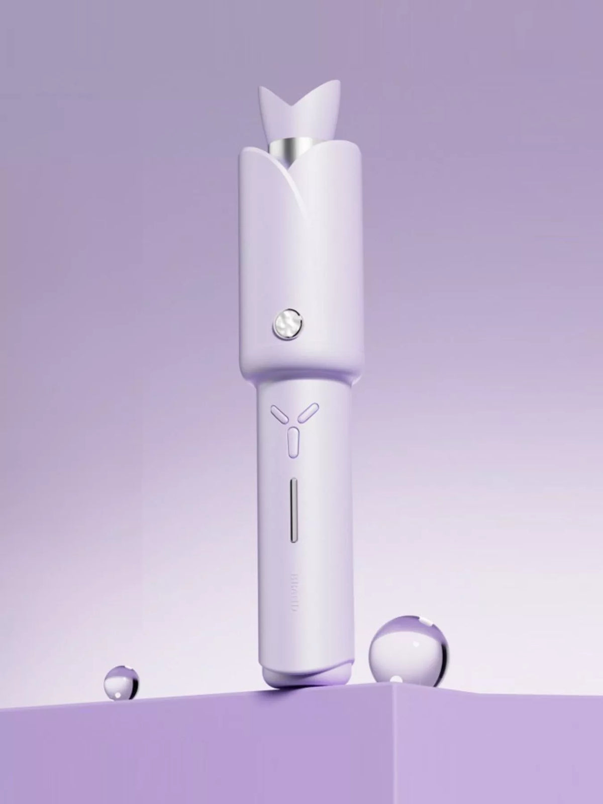 Curling iron creating soft curls