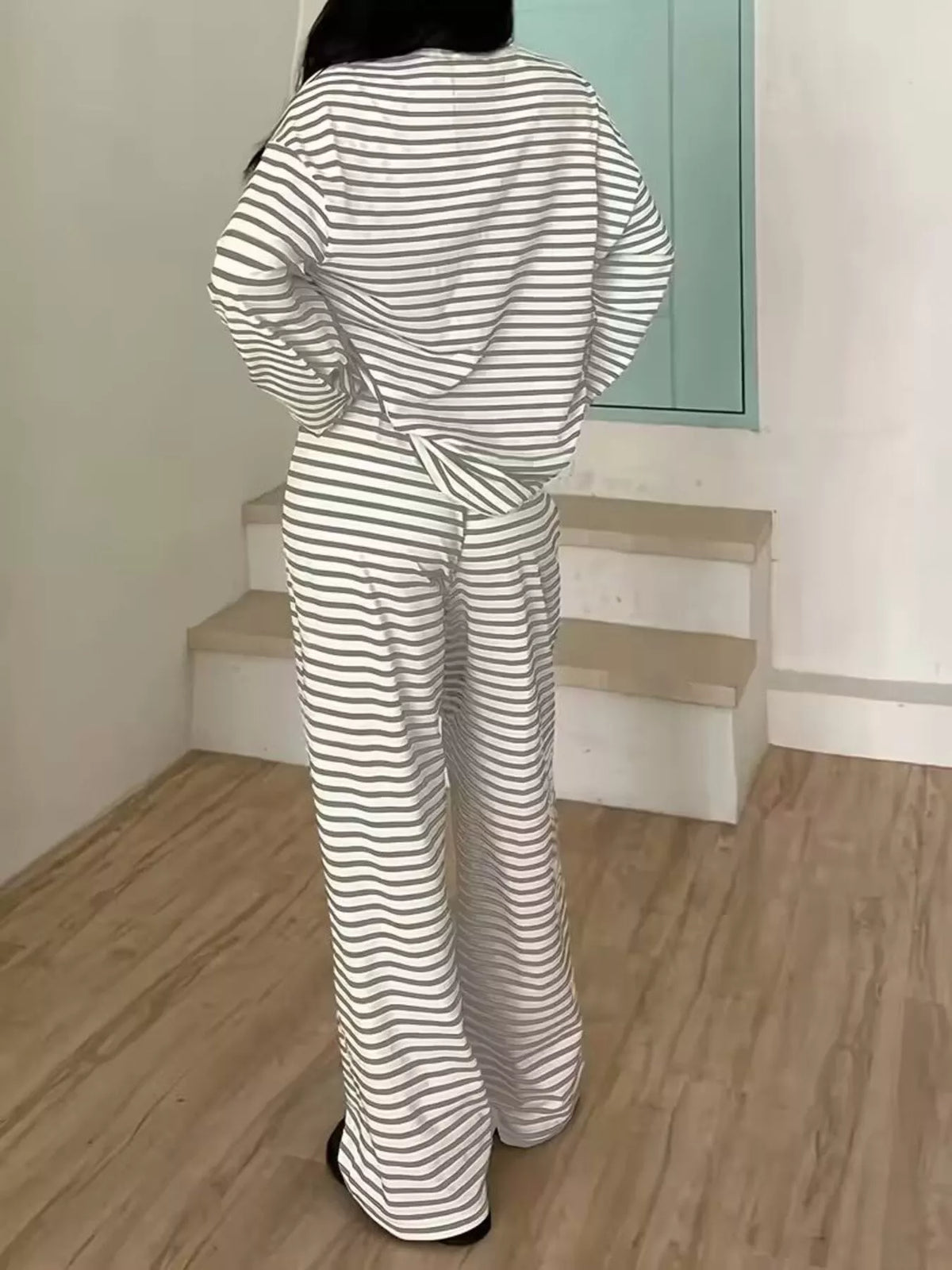 Striped long sleeve set close view