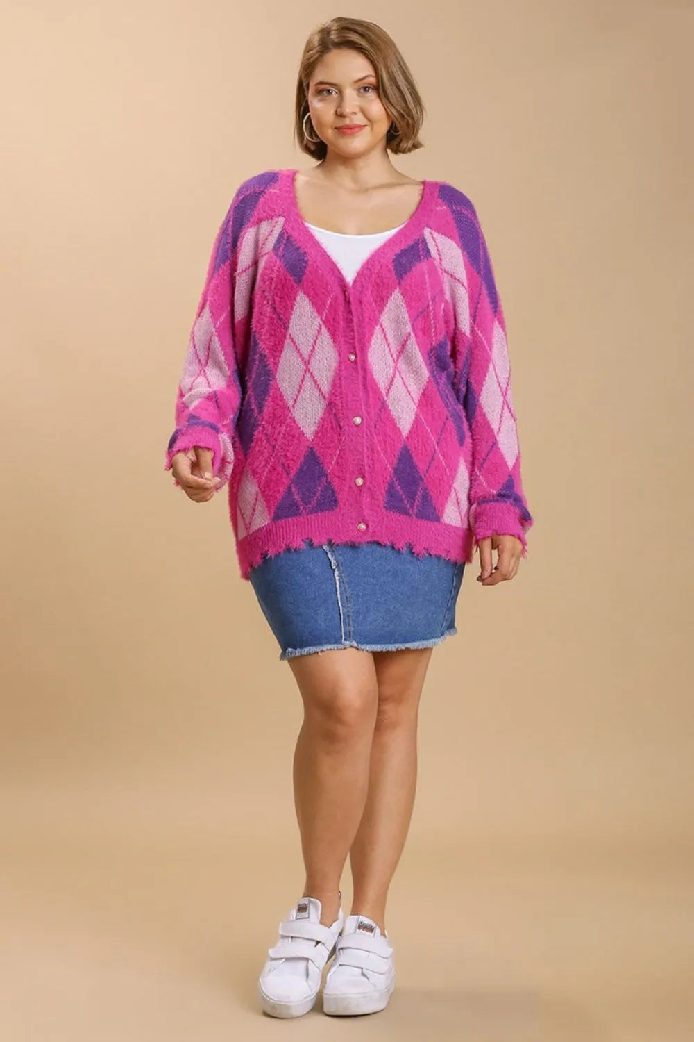 Umgee Full Size Argyle Pattern V-Neck Button Front Cardigan Plus Size - Fashorio