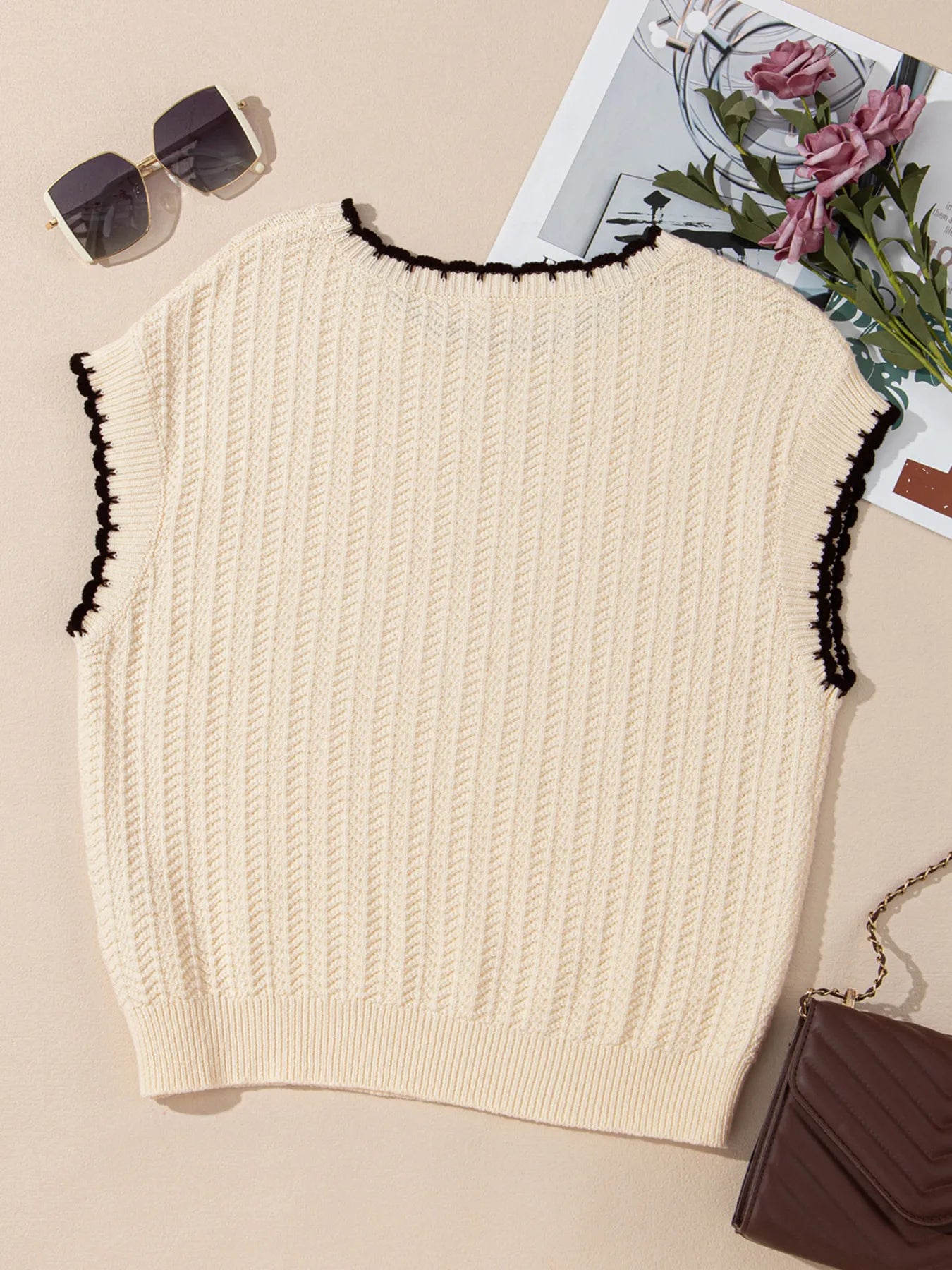 Contrast Trim Boxy Fit Sweater Vest Eggshell - Fashorio