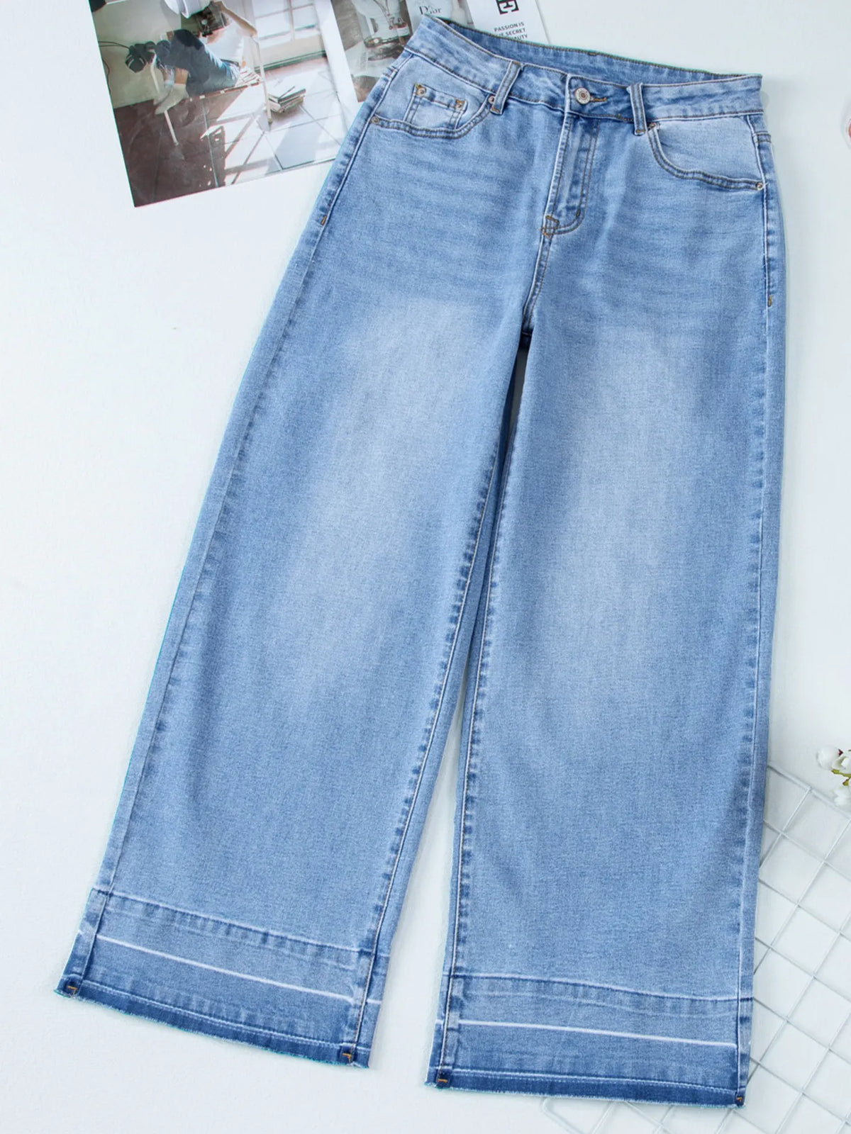 Fabric texture on washed denim
