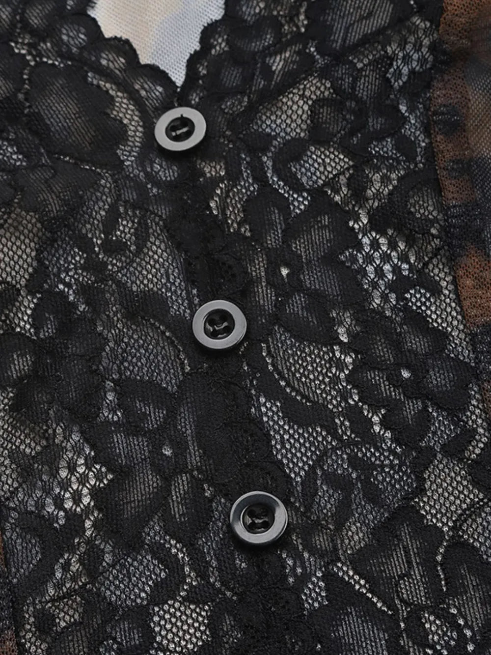 Perfee Leopard V-Neck Lace Bodysuit - Fashorio