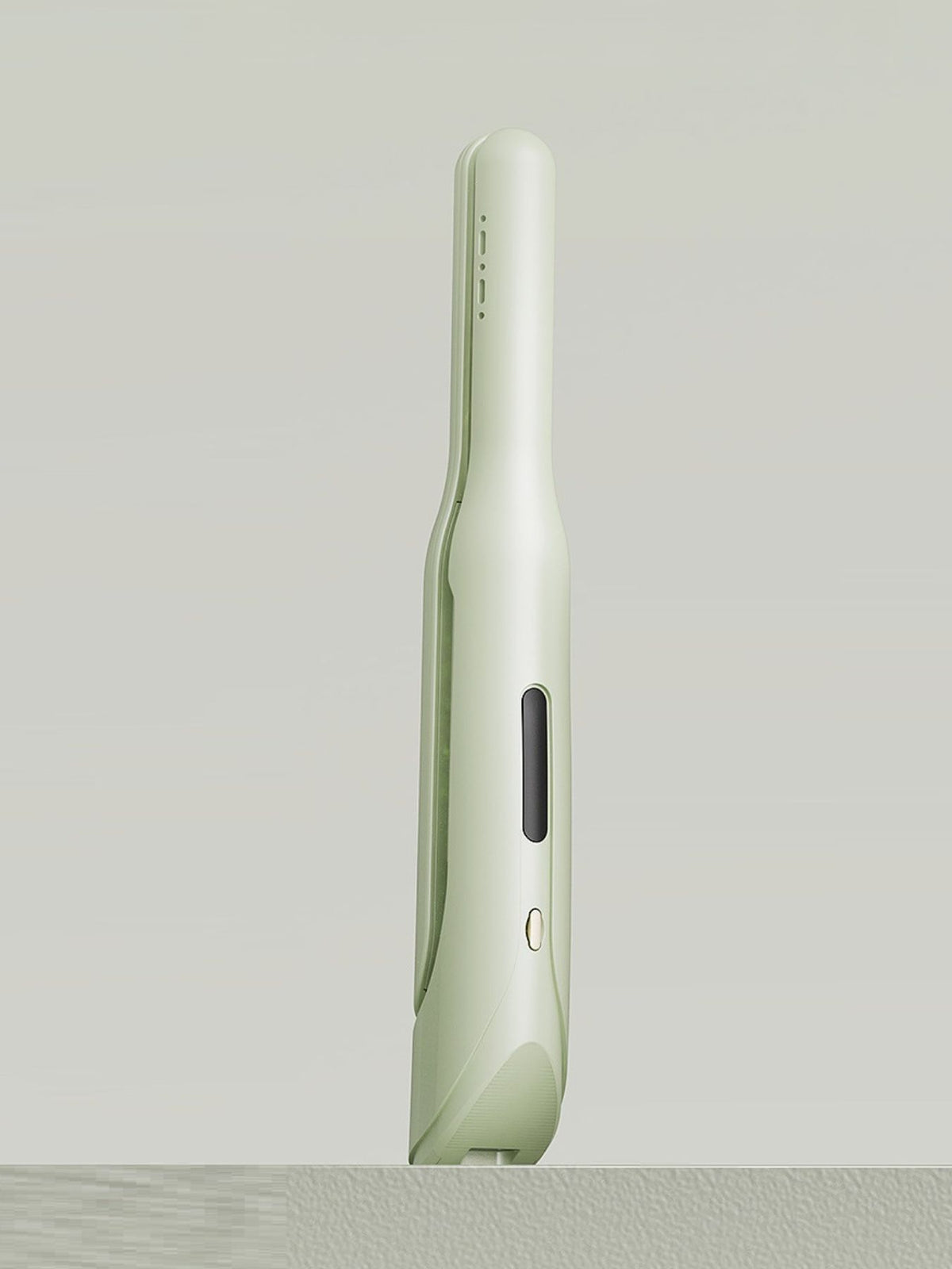 Hair straightener side profile