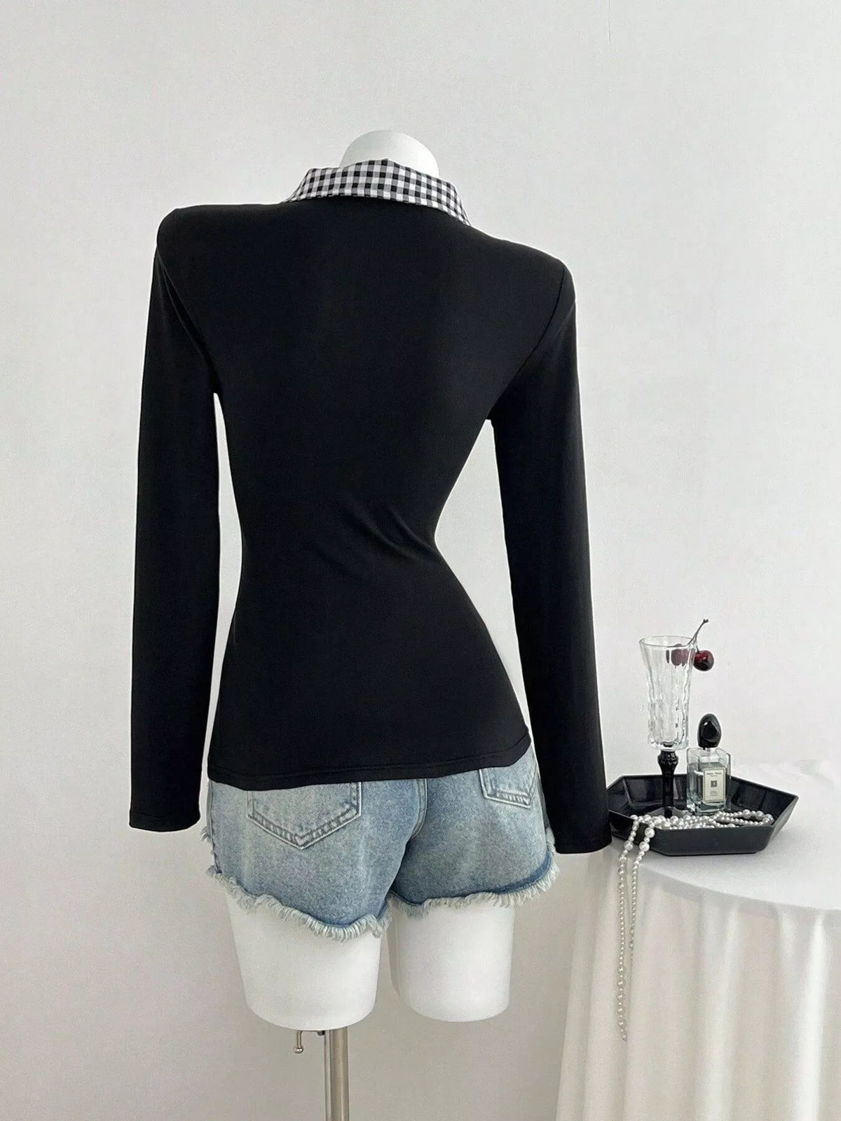 Back view of the gingham collar long sleeve tee