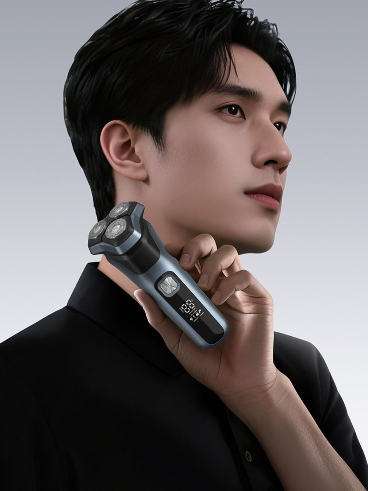 Rotary shaver with detachable head cover