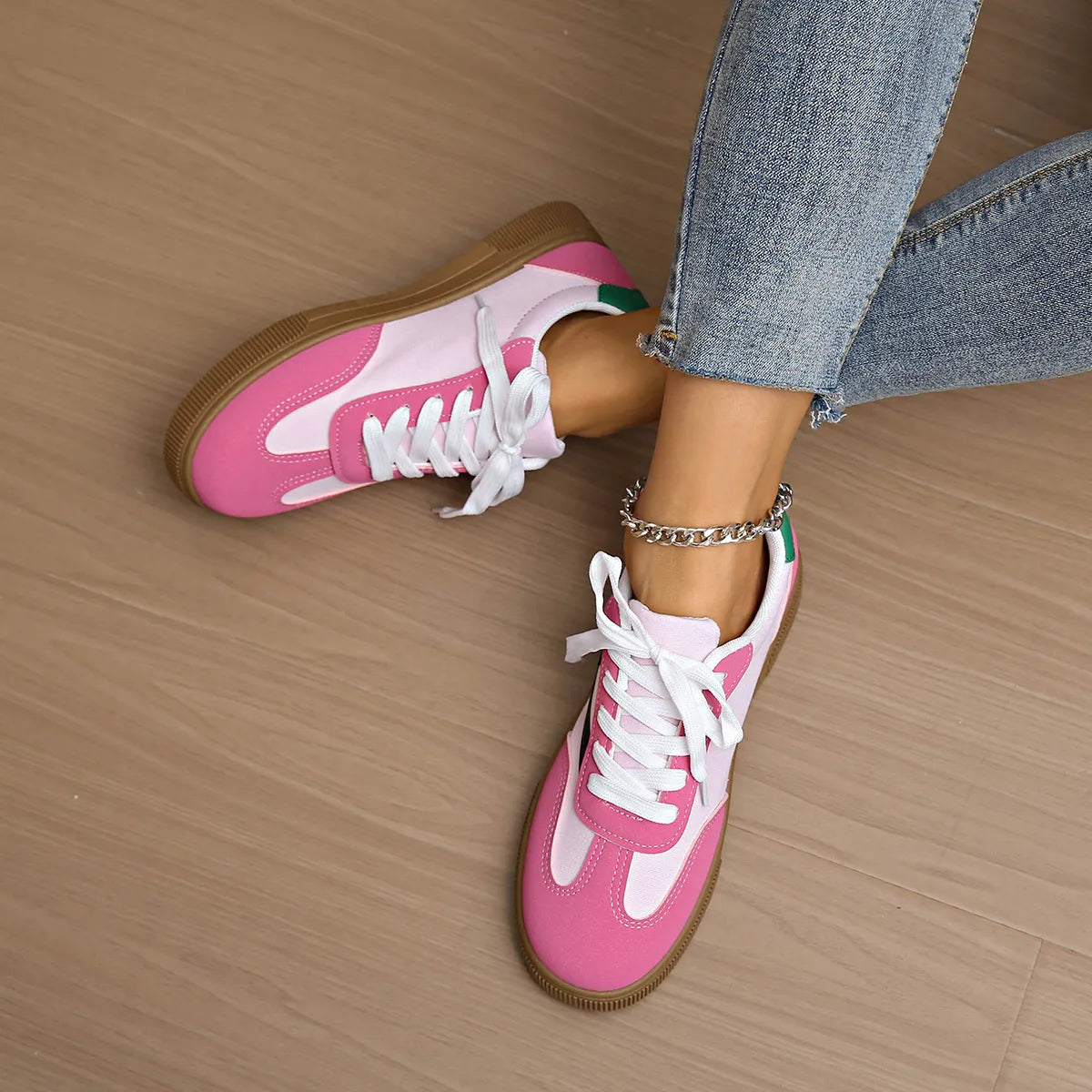 Round Toe Lace Up Sneakers - Fashorio