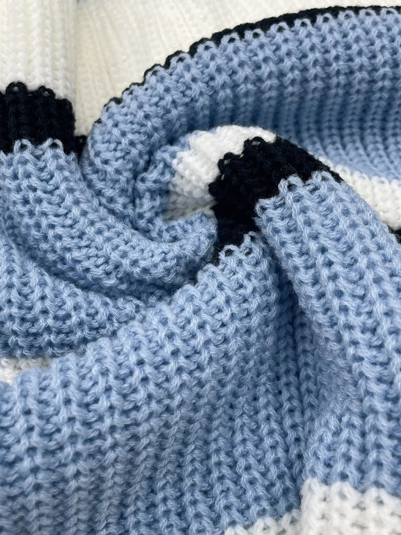 Striped V-Neck Color Block Sweater - Fashorio