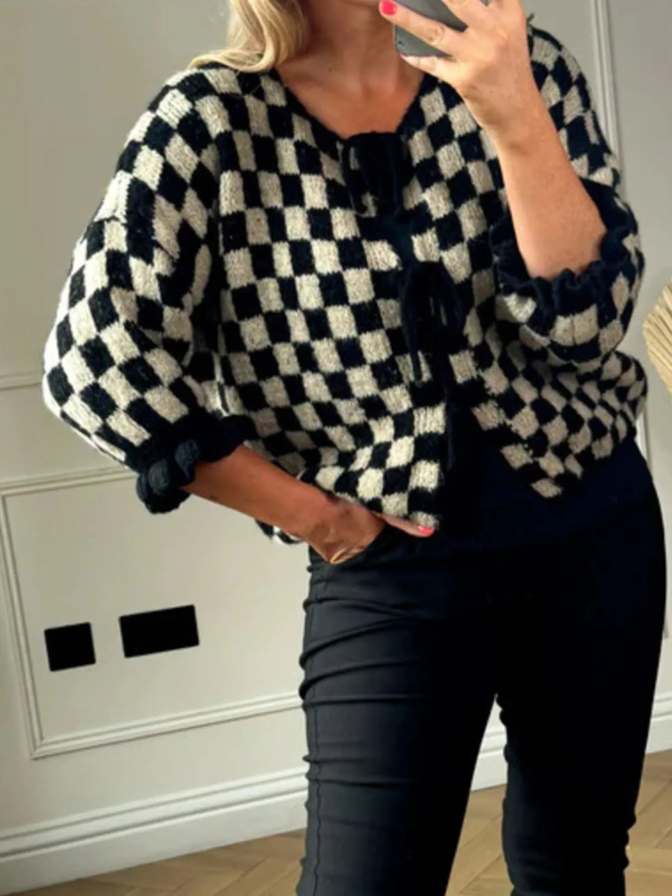 Checkered Tie-Front Knit Cardigan - Fashorio