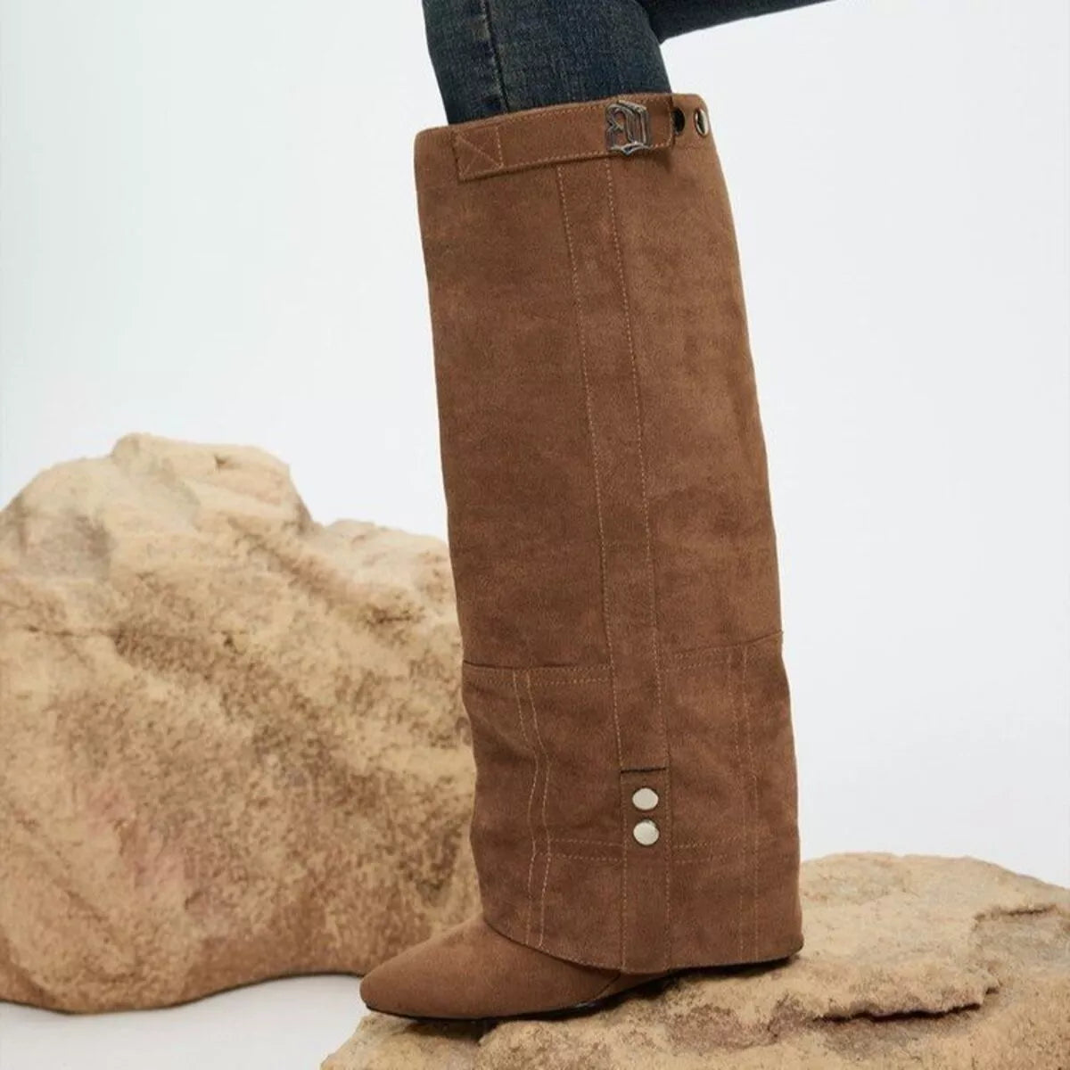 Camel point toe block heel boots toe close up