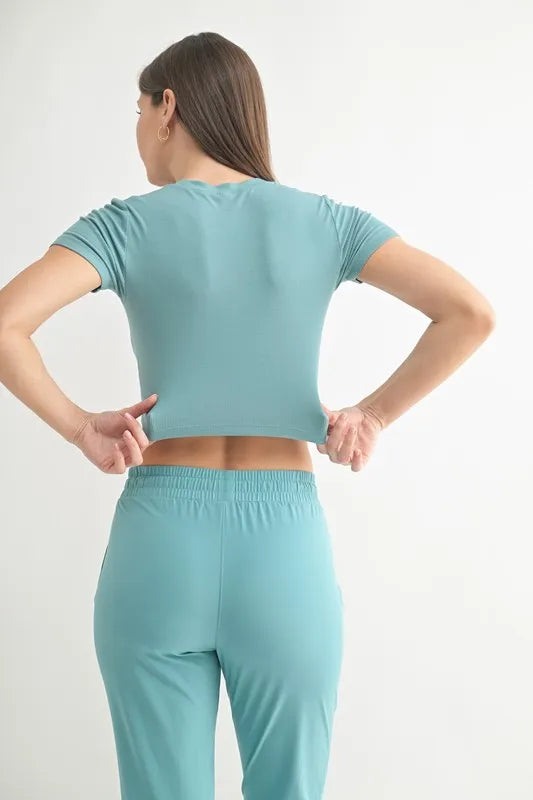 Mono B micro ribbed cropped tee side view