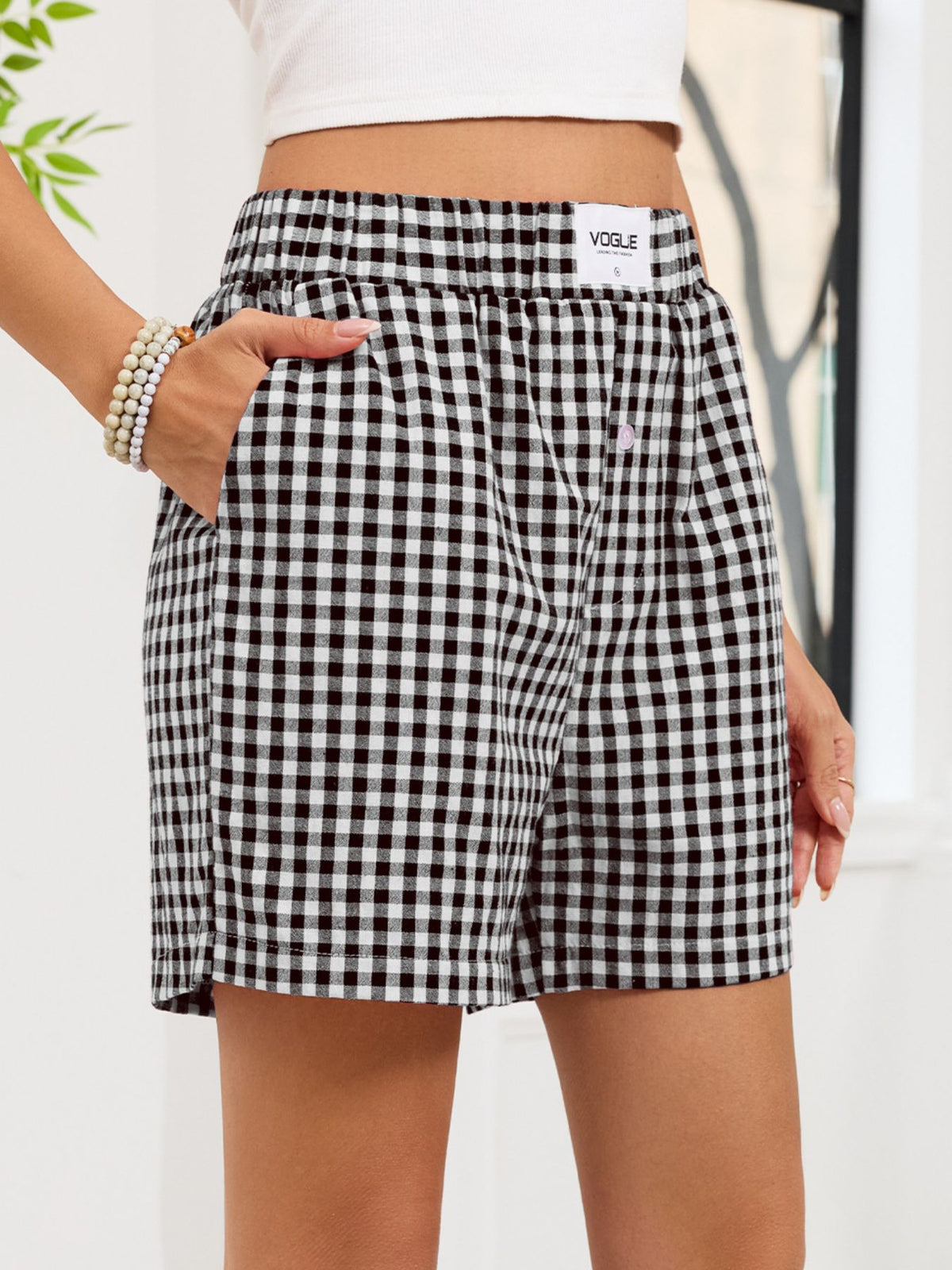 Gingham shorts additional waistband close up