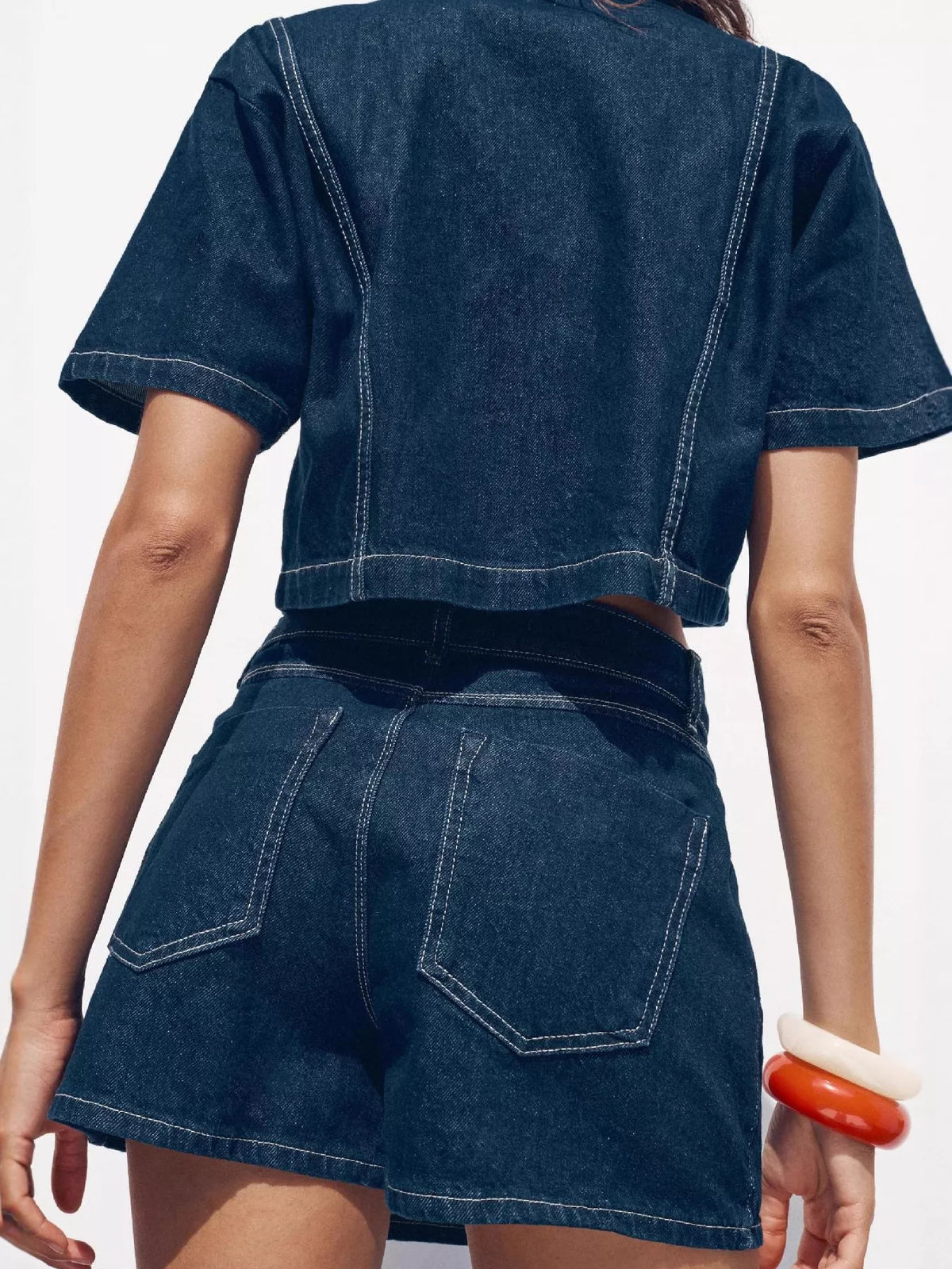 Button up short sleeve top close up