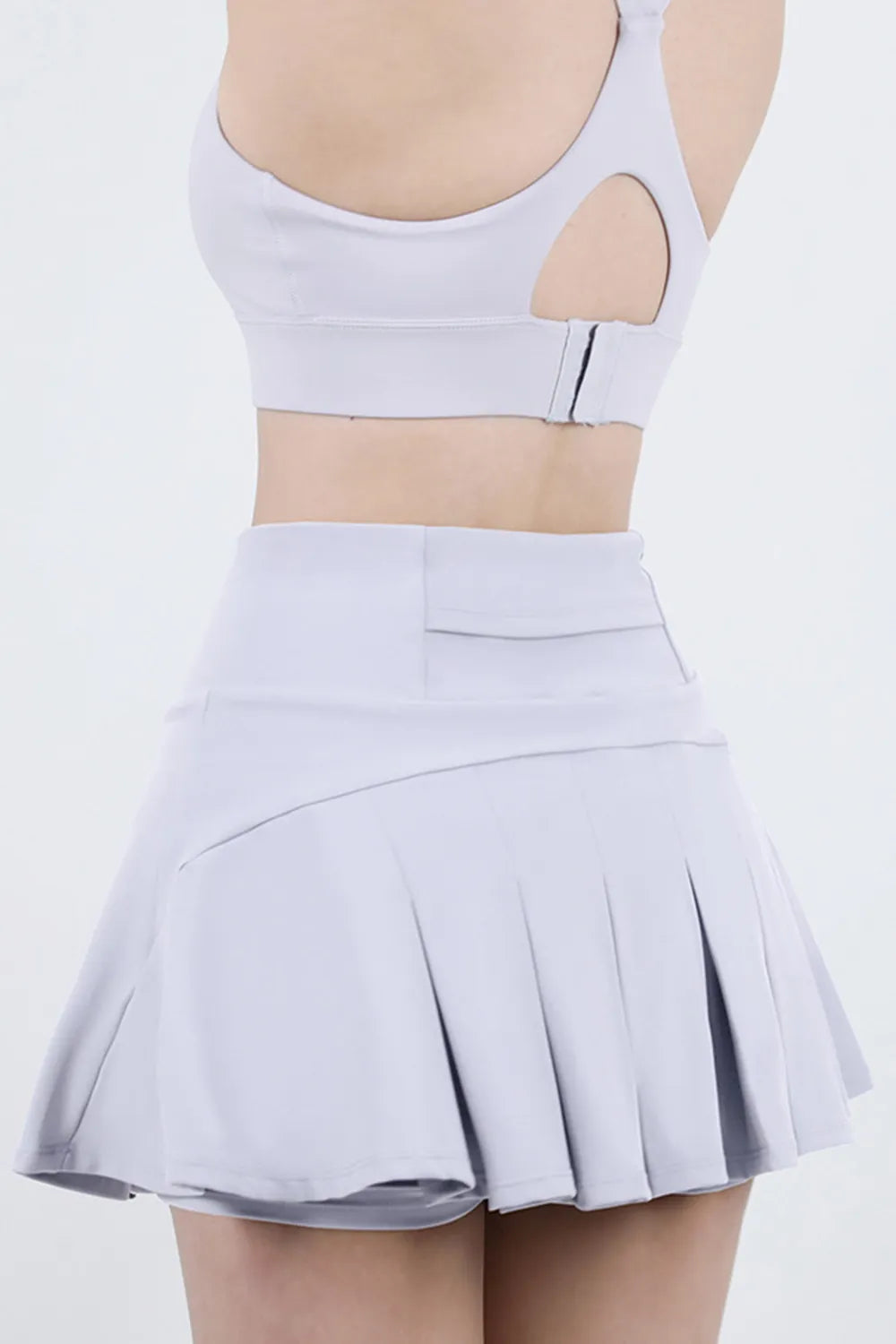 High waist pleated active skirt waist detail