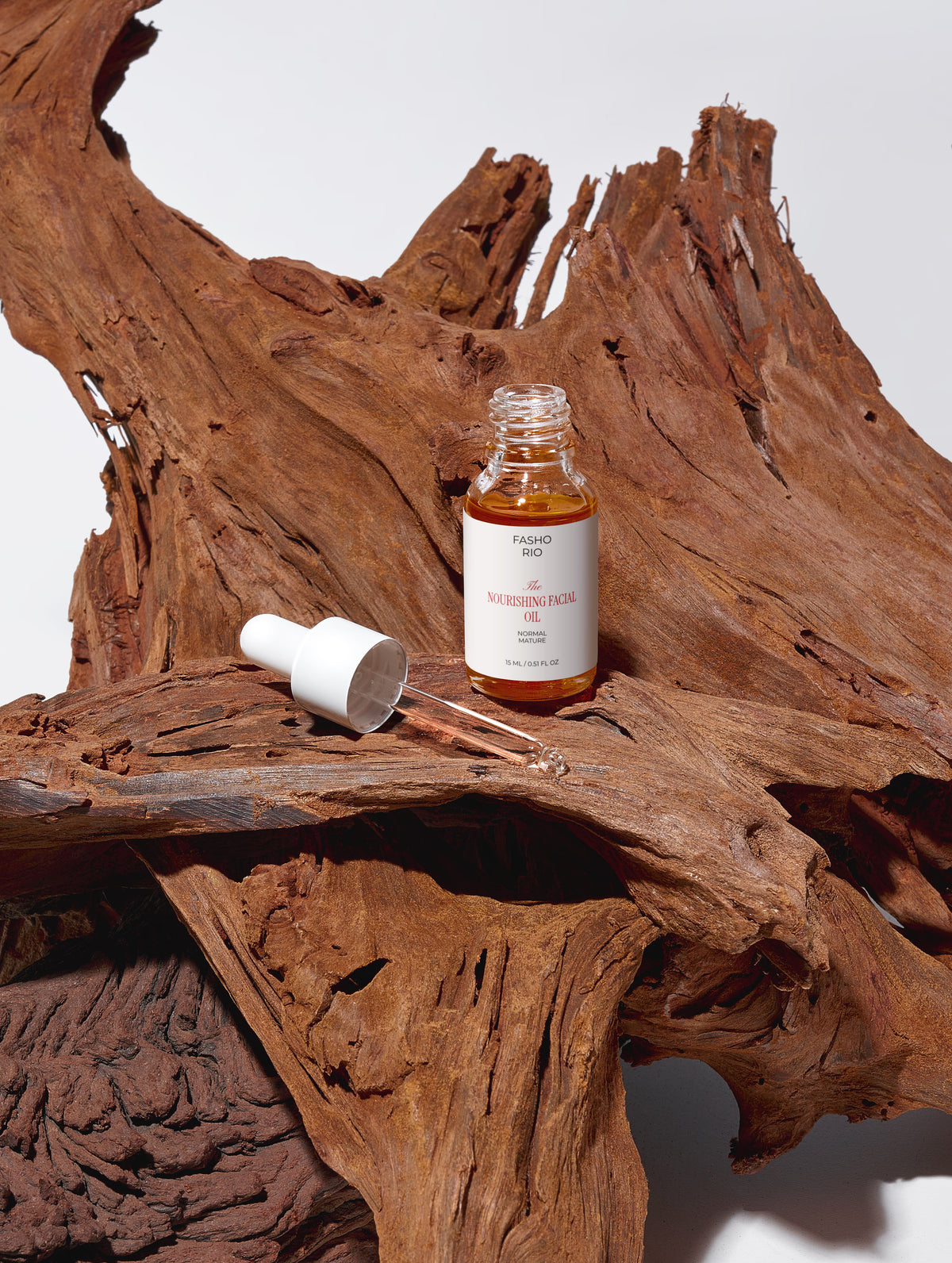Facial oil ingredient highlight