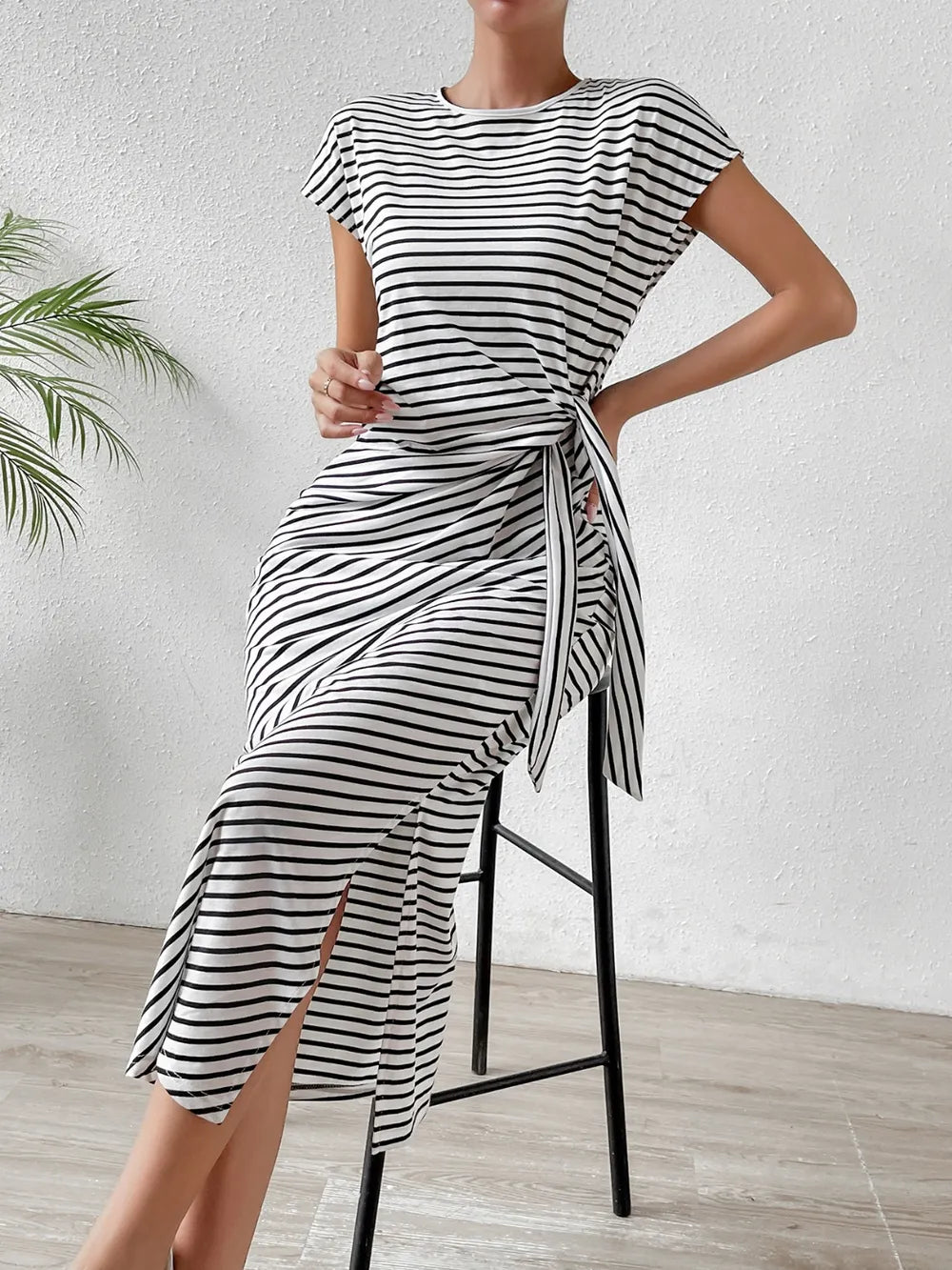 striped round neck short sleeve tee dress neckline detail
