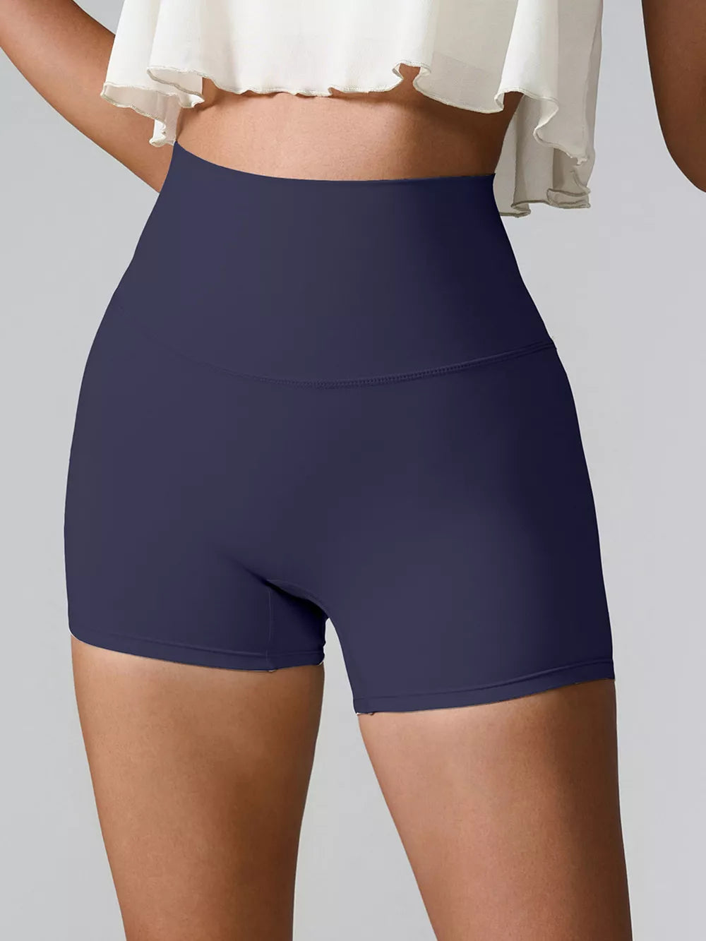 High waist pocket active shorts close up detail