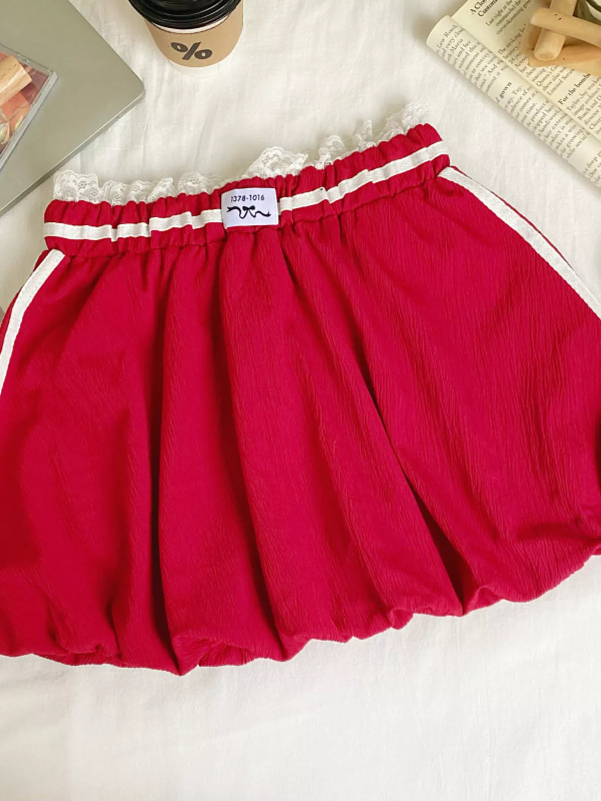 Lace trim elastic waist mini skirt on model