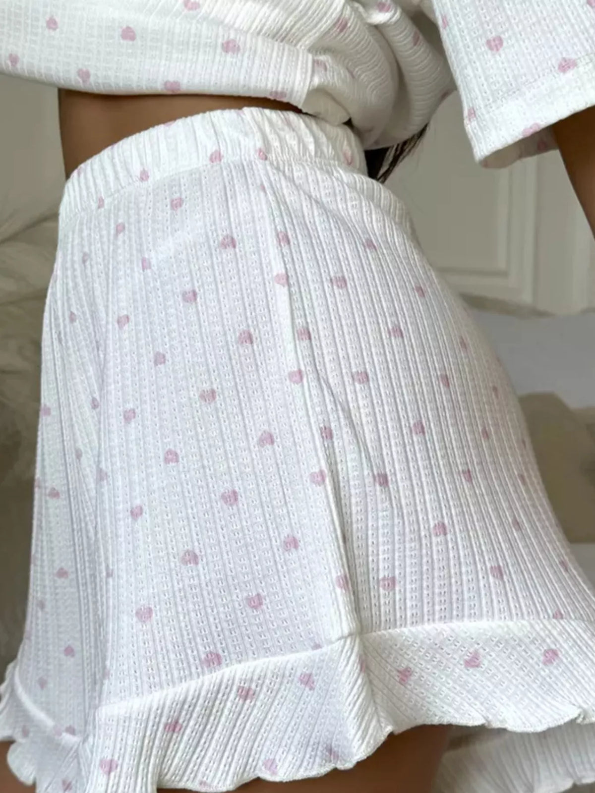 Heart print casual top and shorts full look