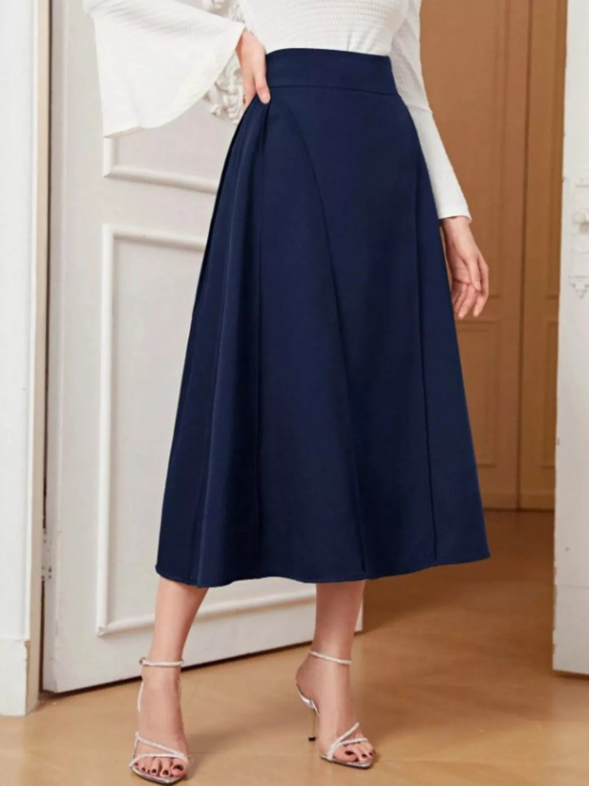 A line skirt side view