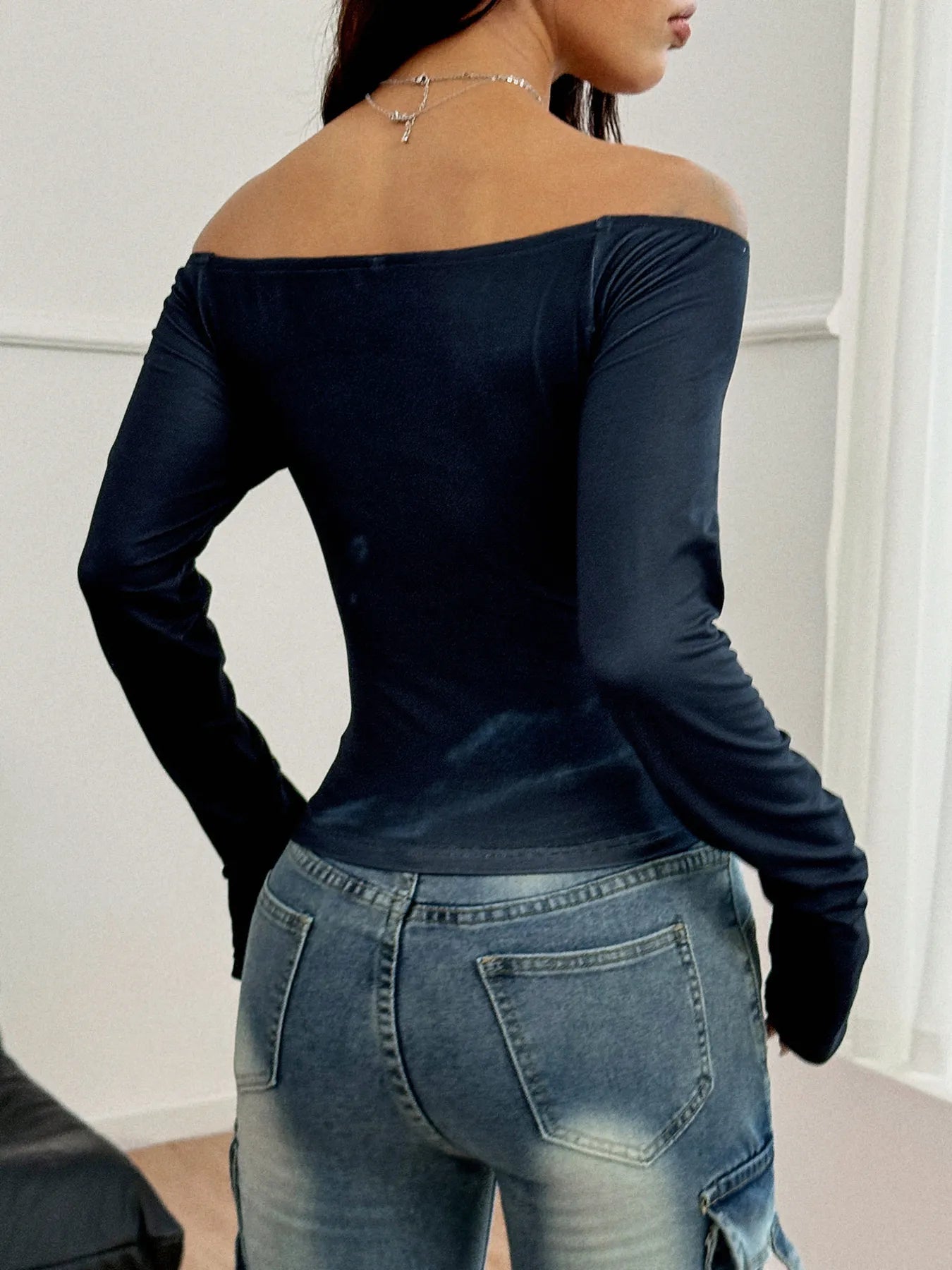 Off-Shoulder Long Sleeve T-Shirt - Fashorio