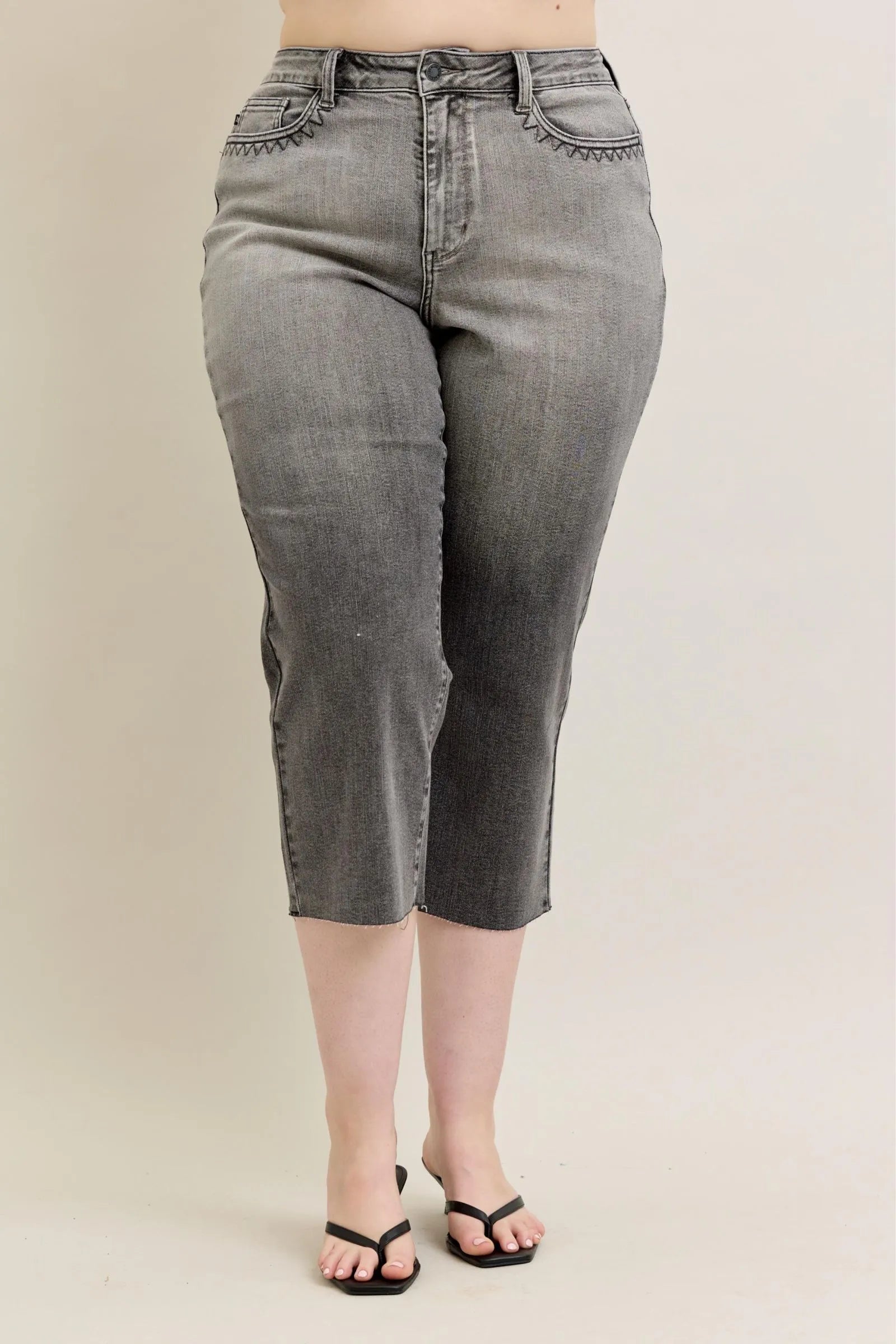 Judy Blue Full Size Wide Leg Capris Jeans Plus Size - Fashorio