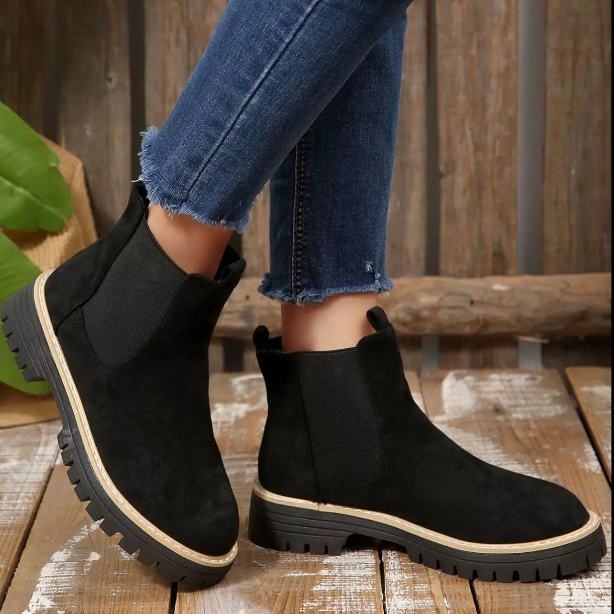 Round Toe Block Heel Boots top down view
