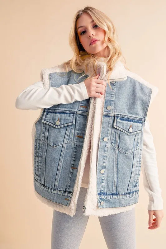 Aemi + Co Fake Two Pieces Denim Patch Sherpa Vest Coat - Fashorio