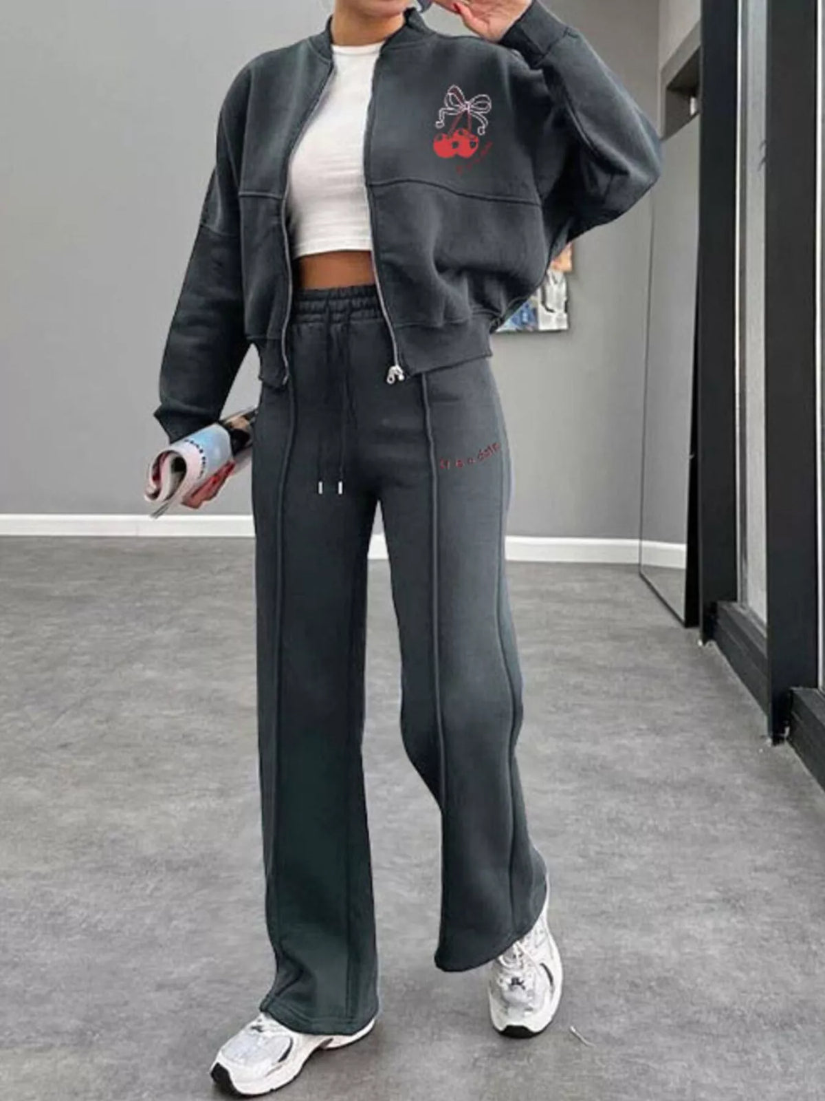 Sporty jacket set full length
