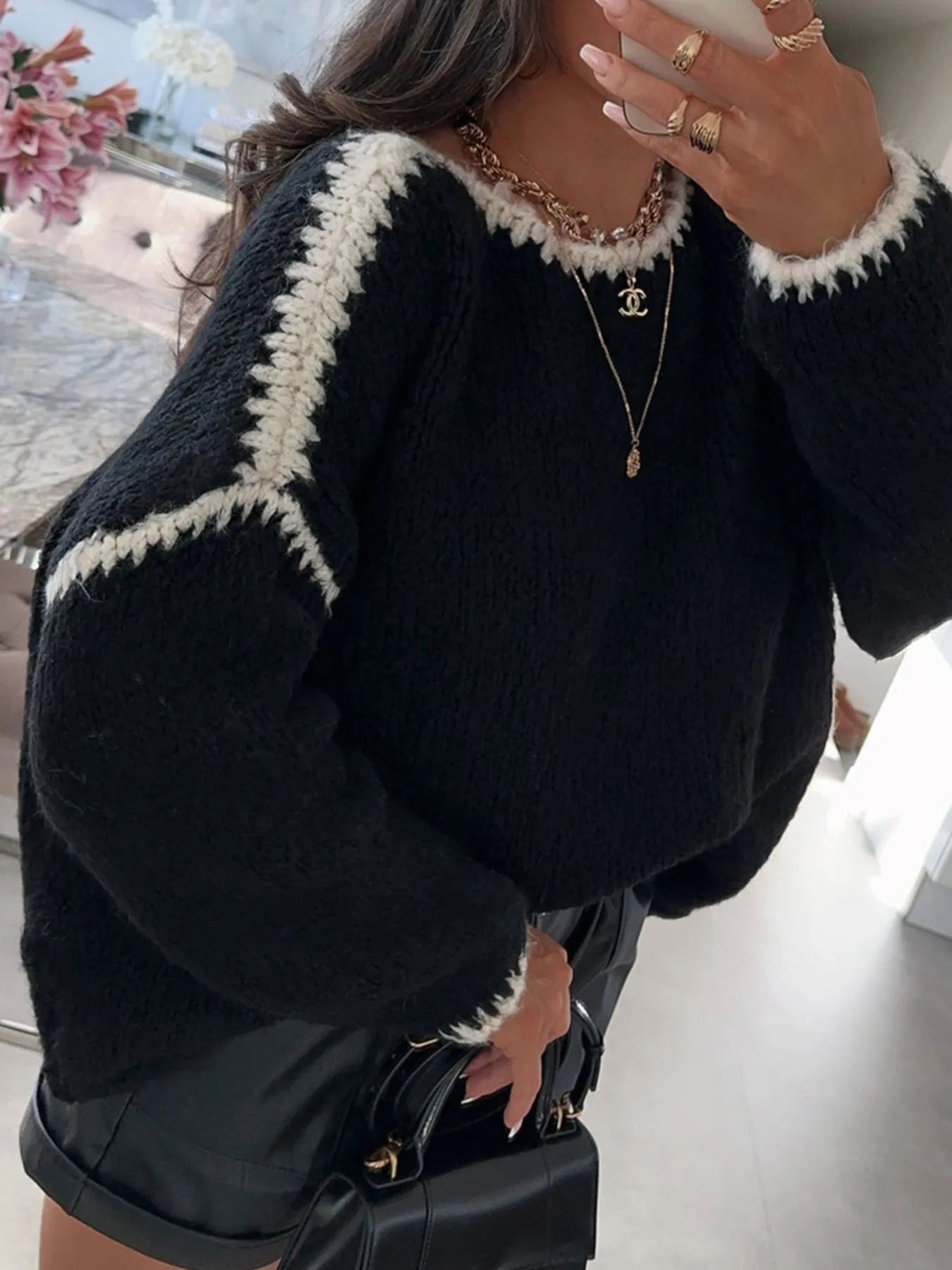 Contrast Trim Oversized Sweater - Fashorio