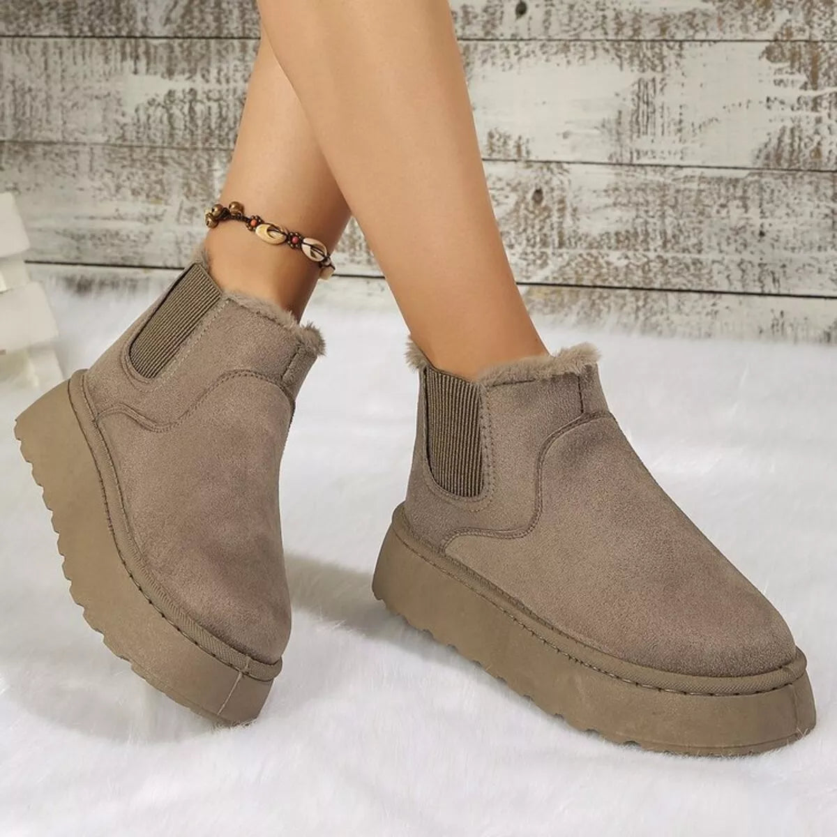 Round toe platform ankle boots standing pair