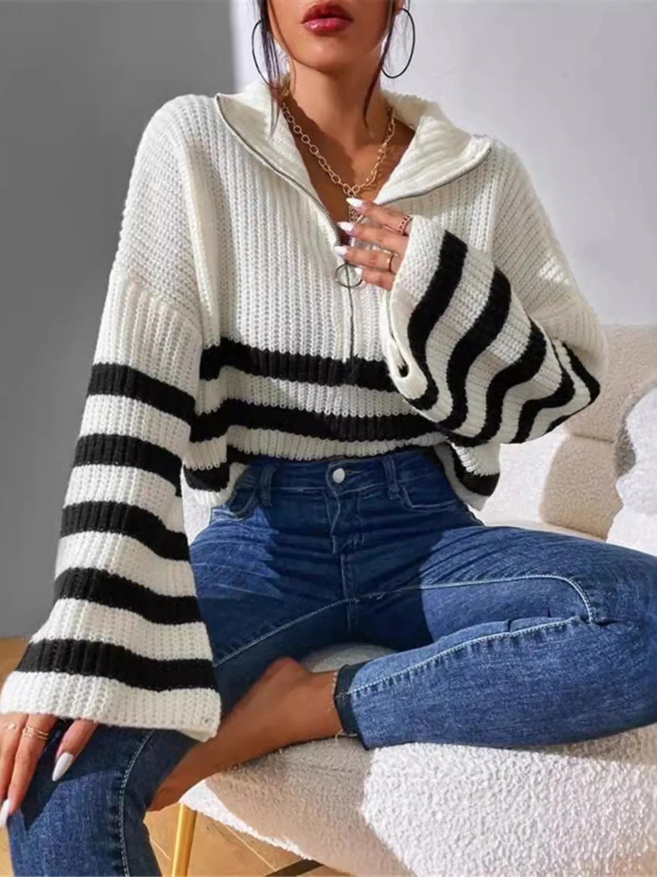 Striped Half Zip Cropped Sweater - Fashorio