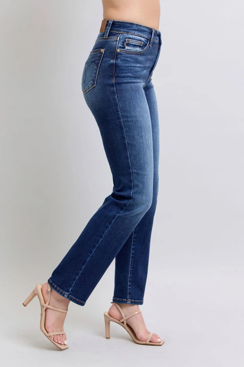 Judy Blue Full Size Washed Straight Leg Jeans with Pockets - Fashorio
