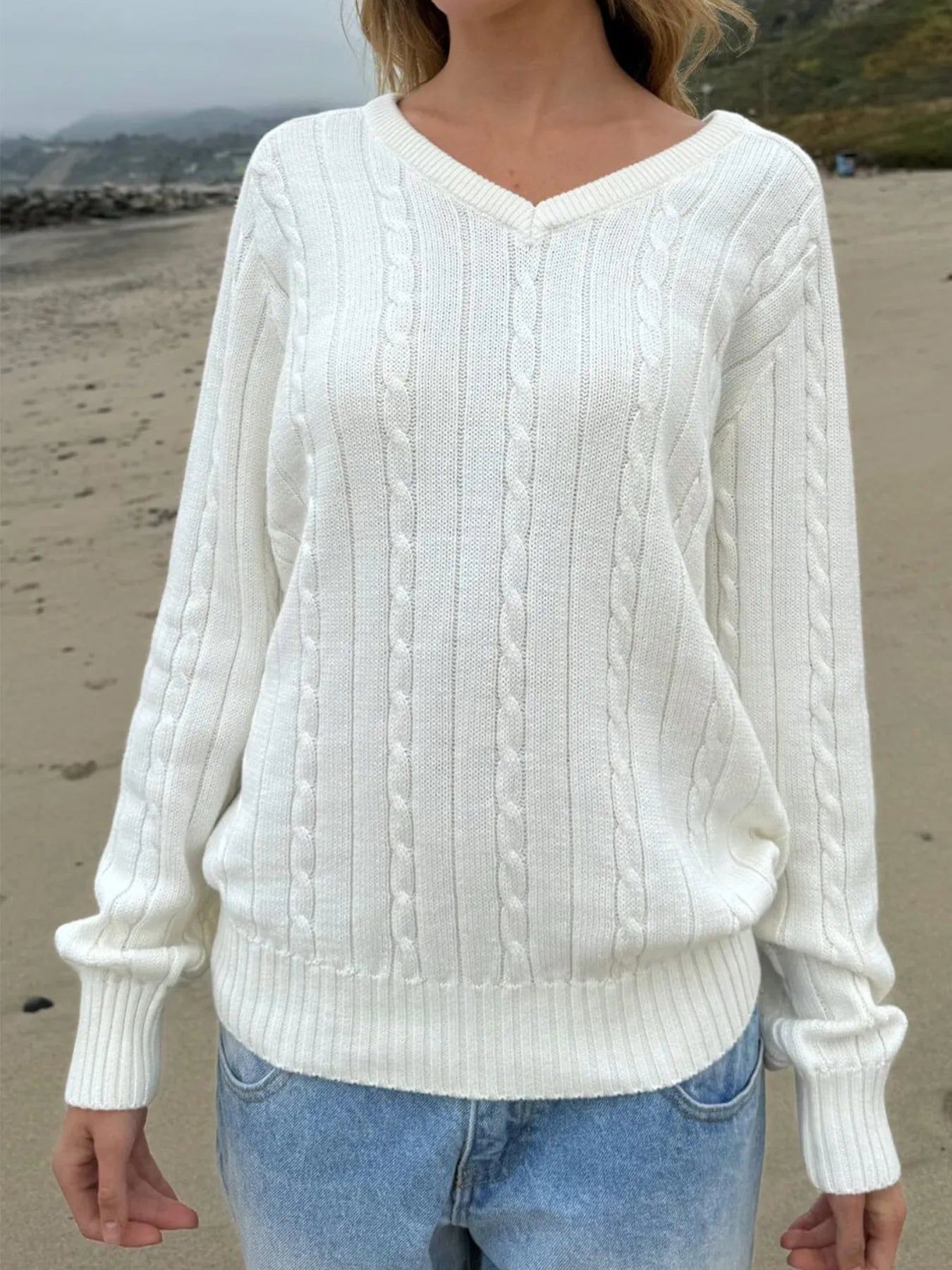 Cable Knit V-Neck Pullover Sweater - Fashorio