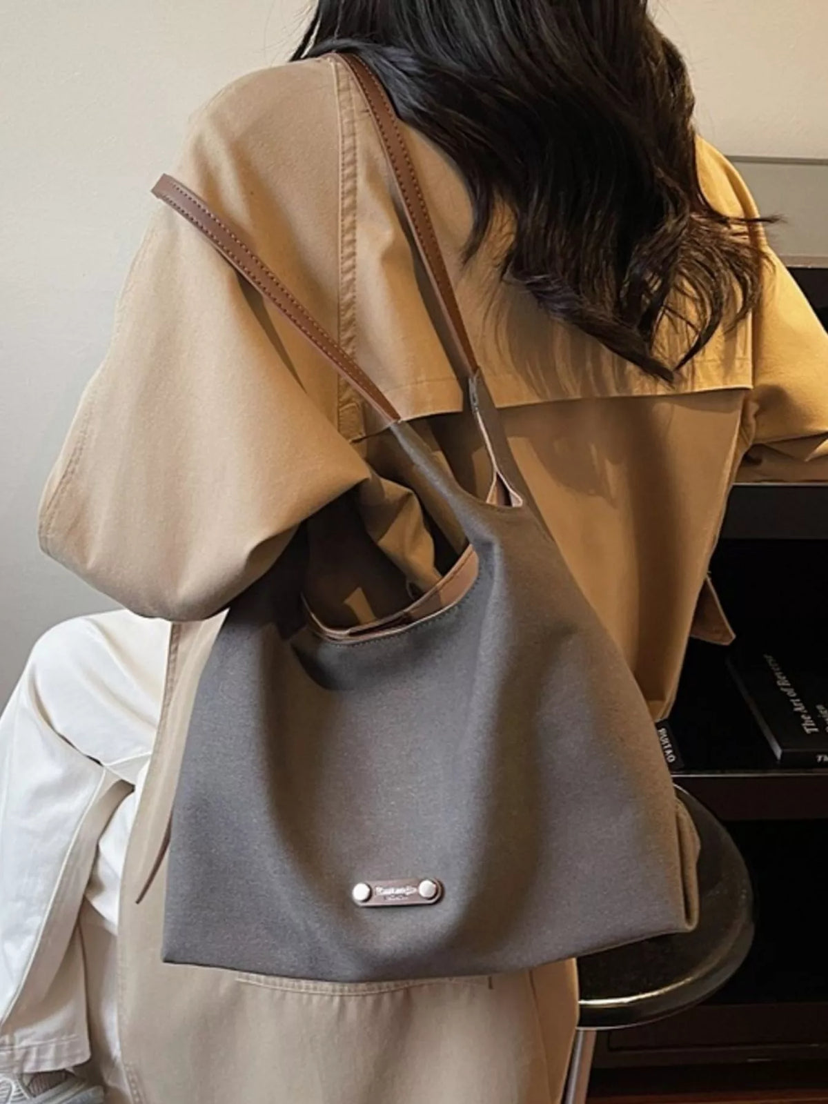 Canvas shoulder bag showing closure