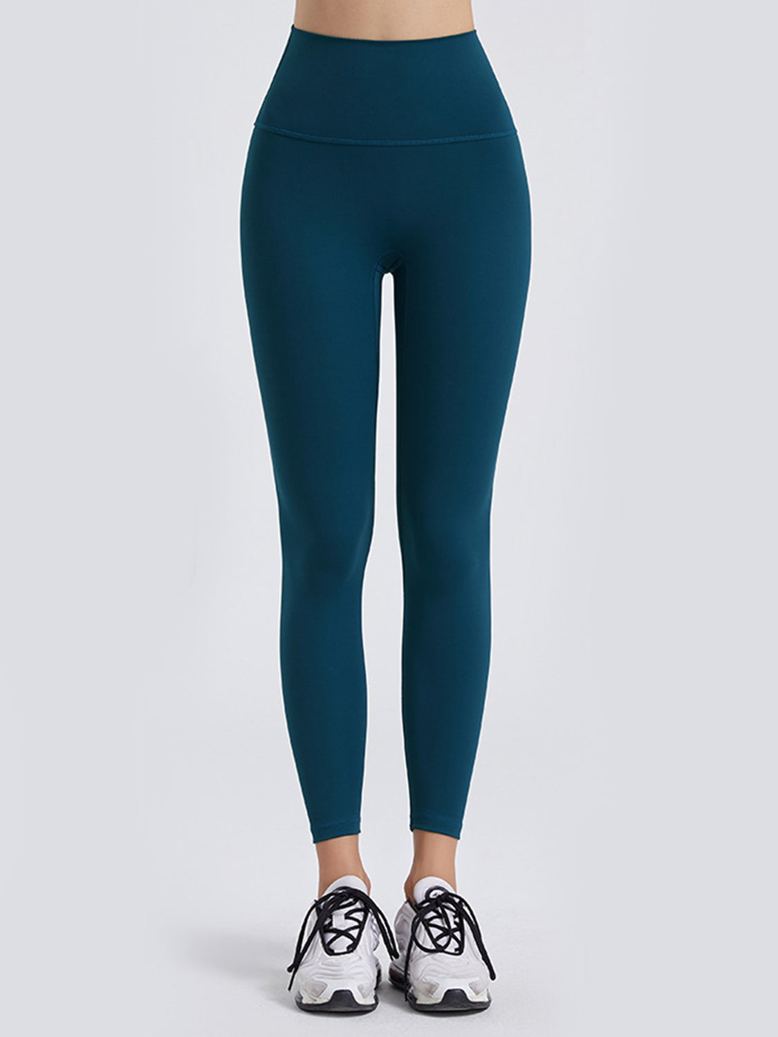 High waist leggings styled with tee