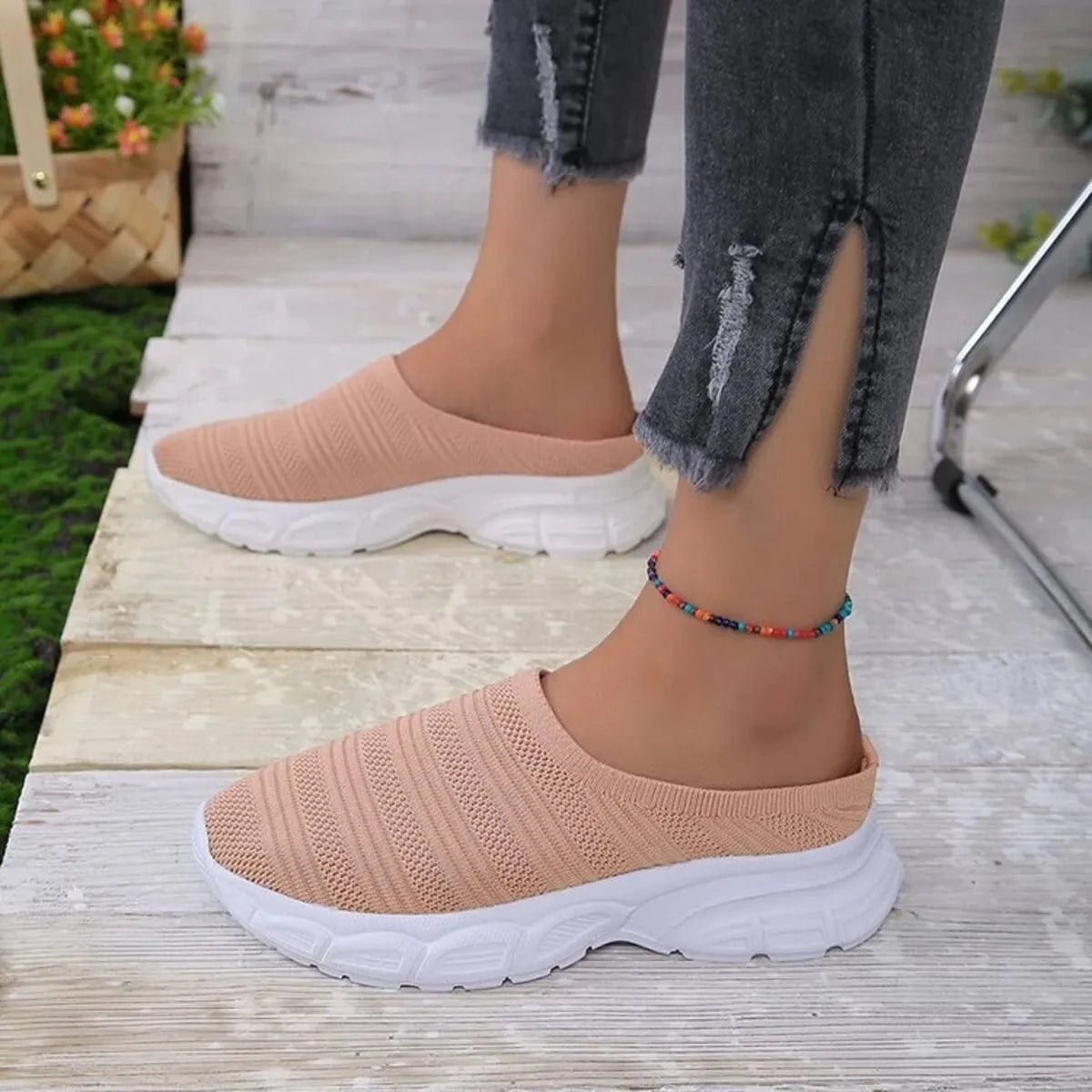 Belle Charme Breathable Mesh Round Toe Slip-Ons