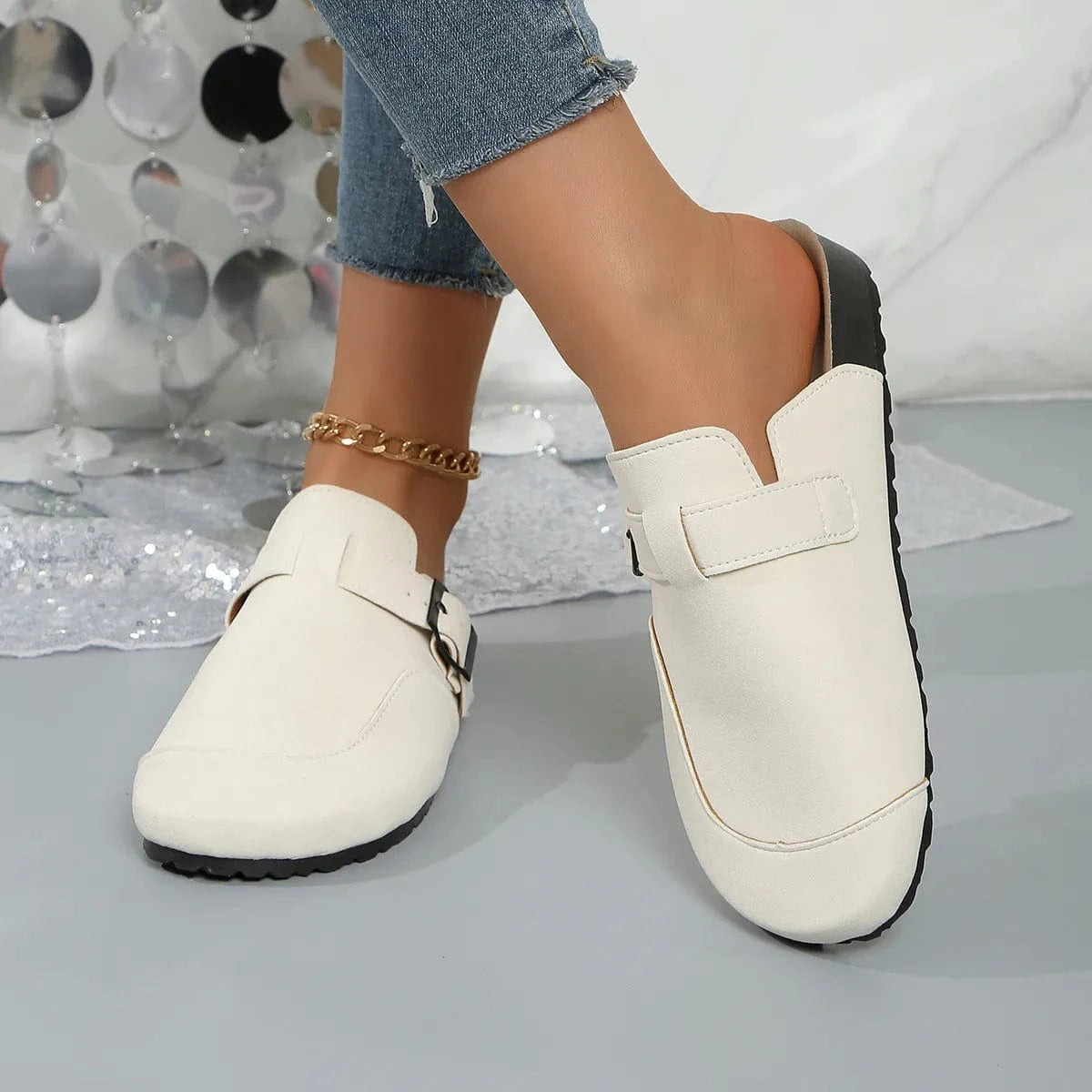 Belle Charme Round Toe Flat Slip-Ons