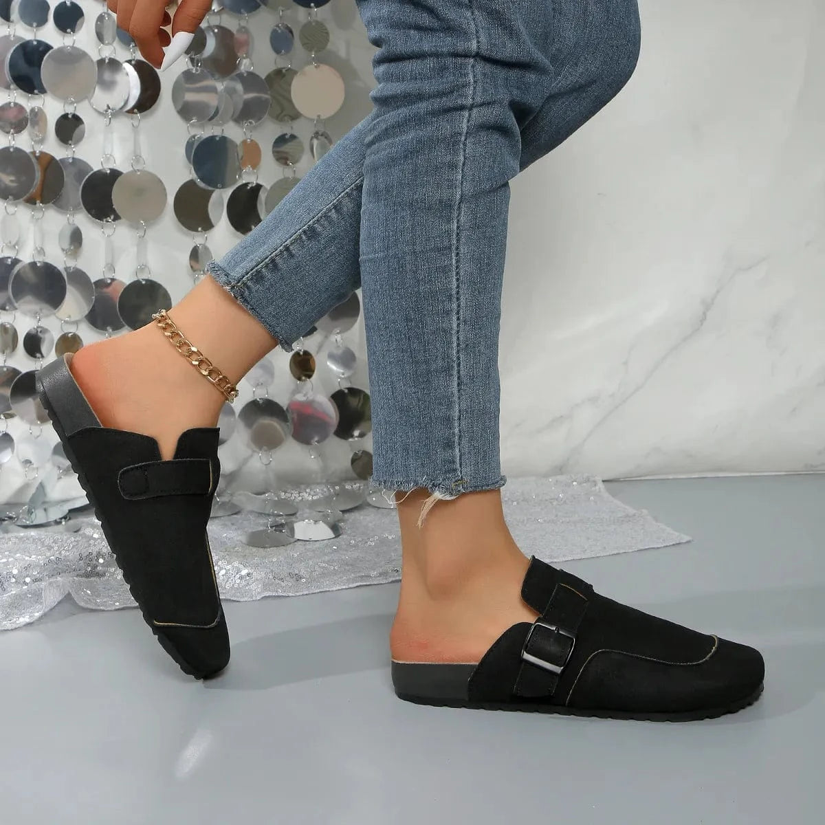 Belle Charme Round Toe Flat Slip-Ons