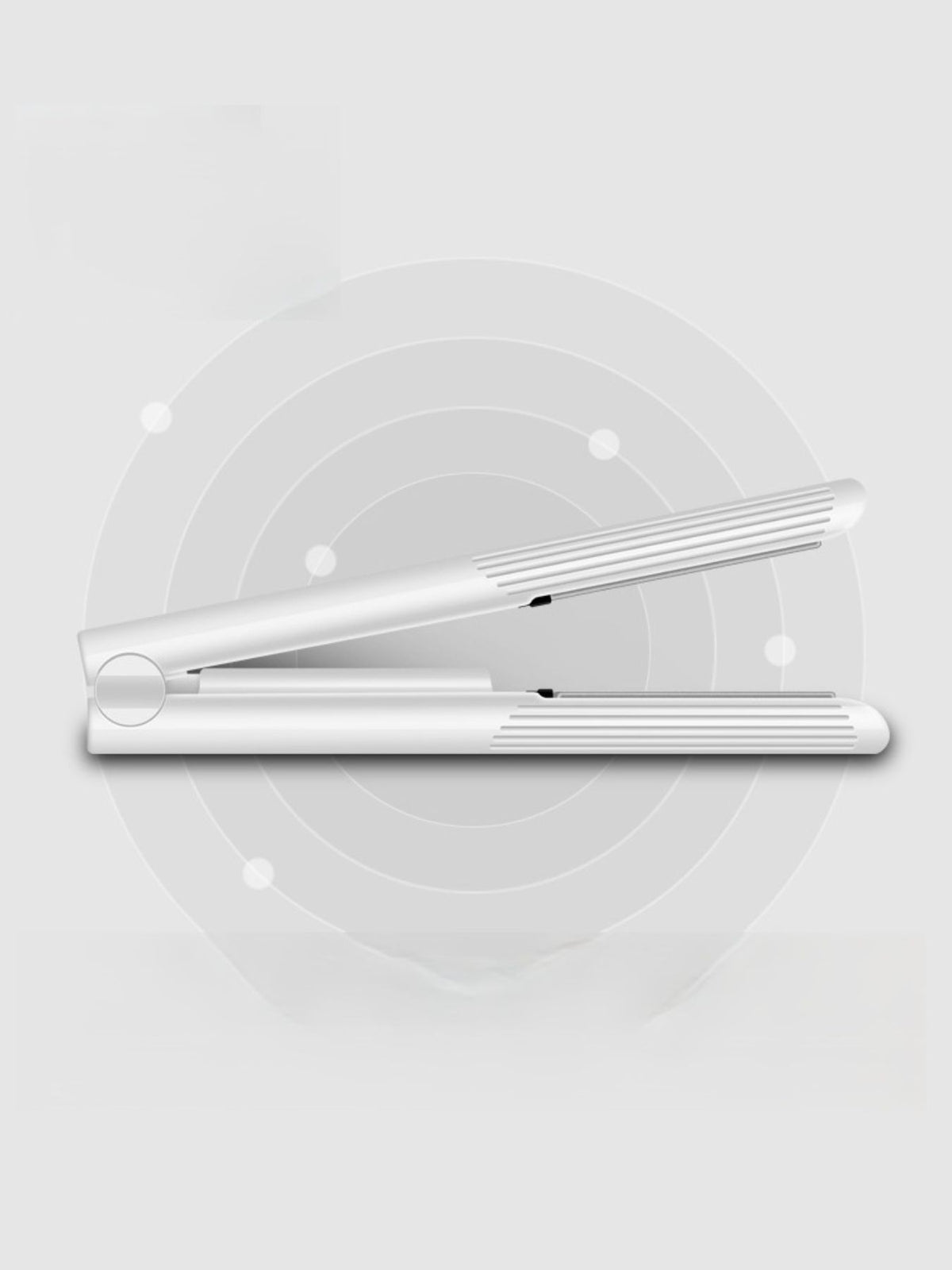 Cordless straightener held in hand