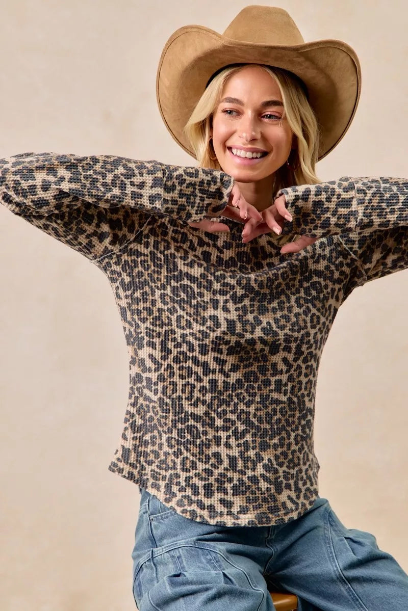 BiBi BiBi Leopard Print Washed Waffle Thermal Top with Thumb