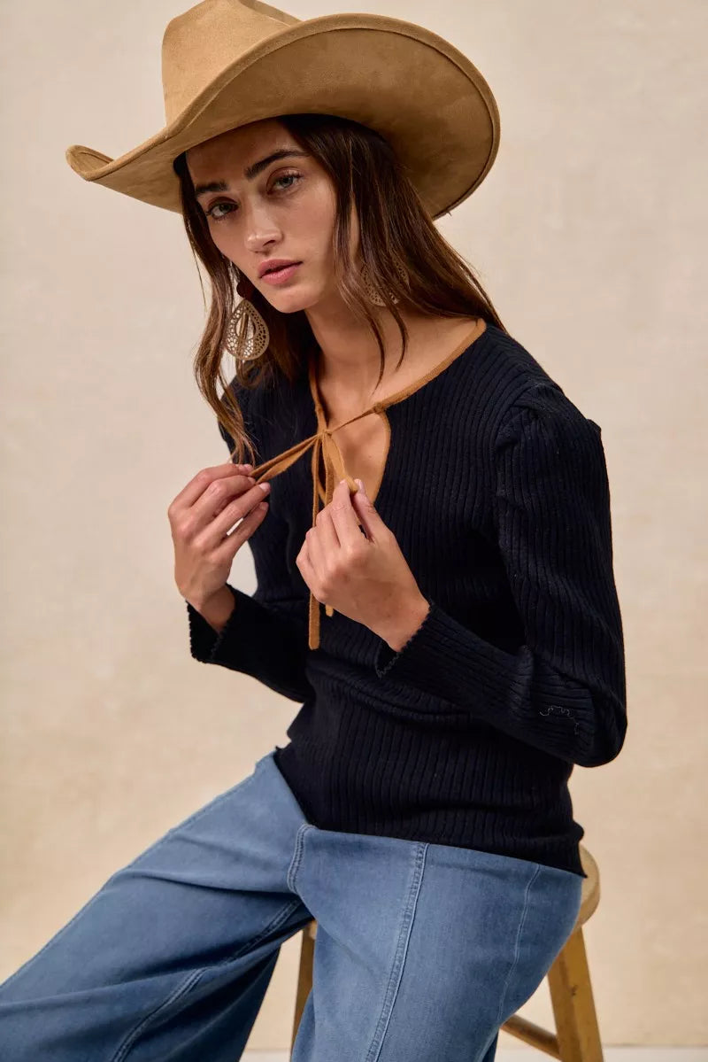 BiBi BiBi Ribbed Contrast Front Tied Top with Shrried