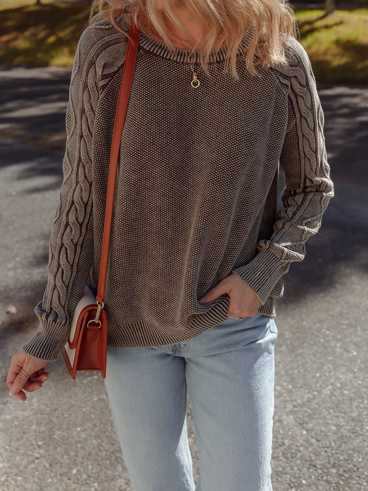contrast cable knit sleeve sweater brown knit texture detail