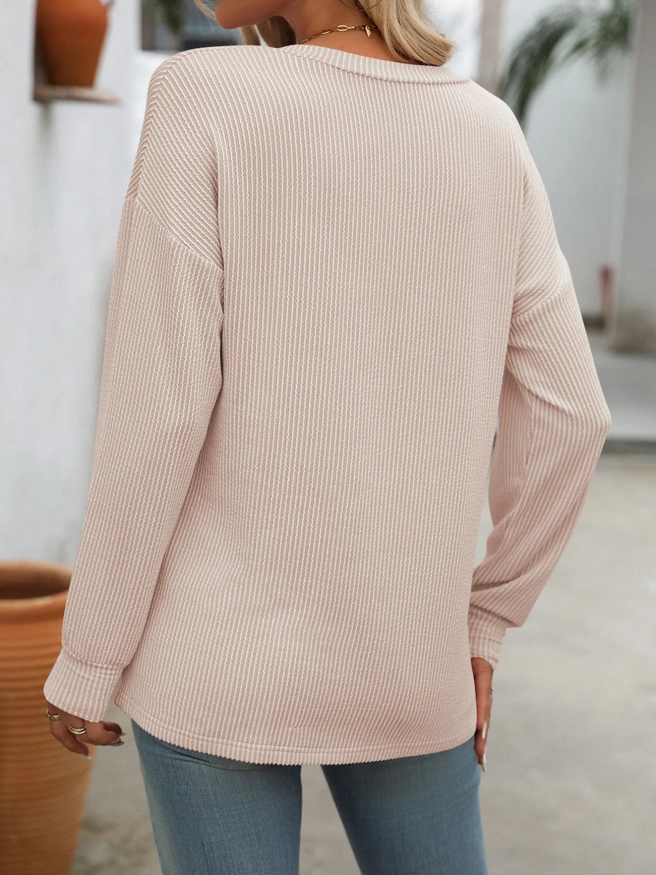 Ribbed V-Neck Long Sleeve T-Shirt - Fashorio