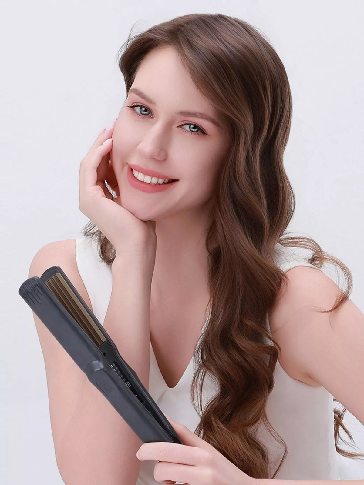 Hair straightener heated plates detail