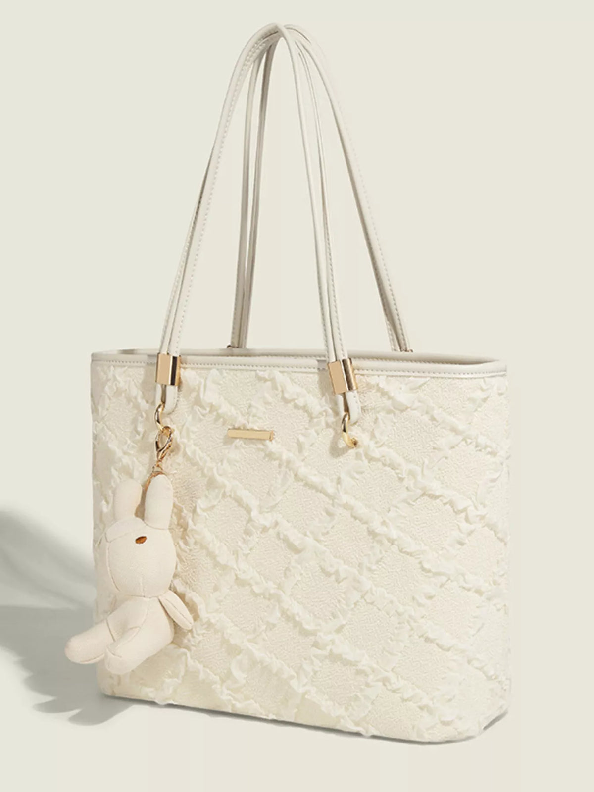 Close up of pebbled leather texture on tote