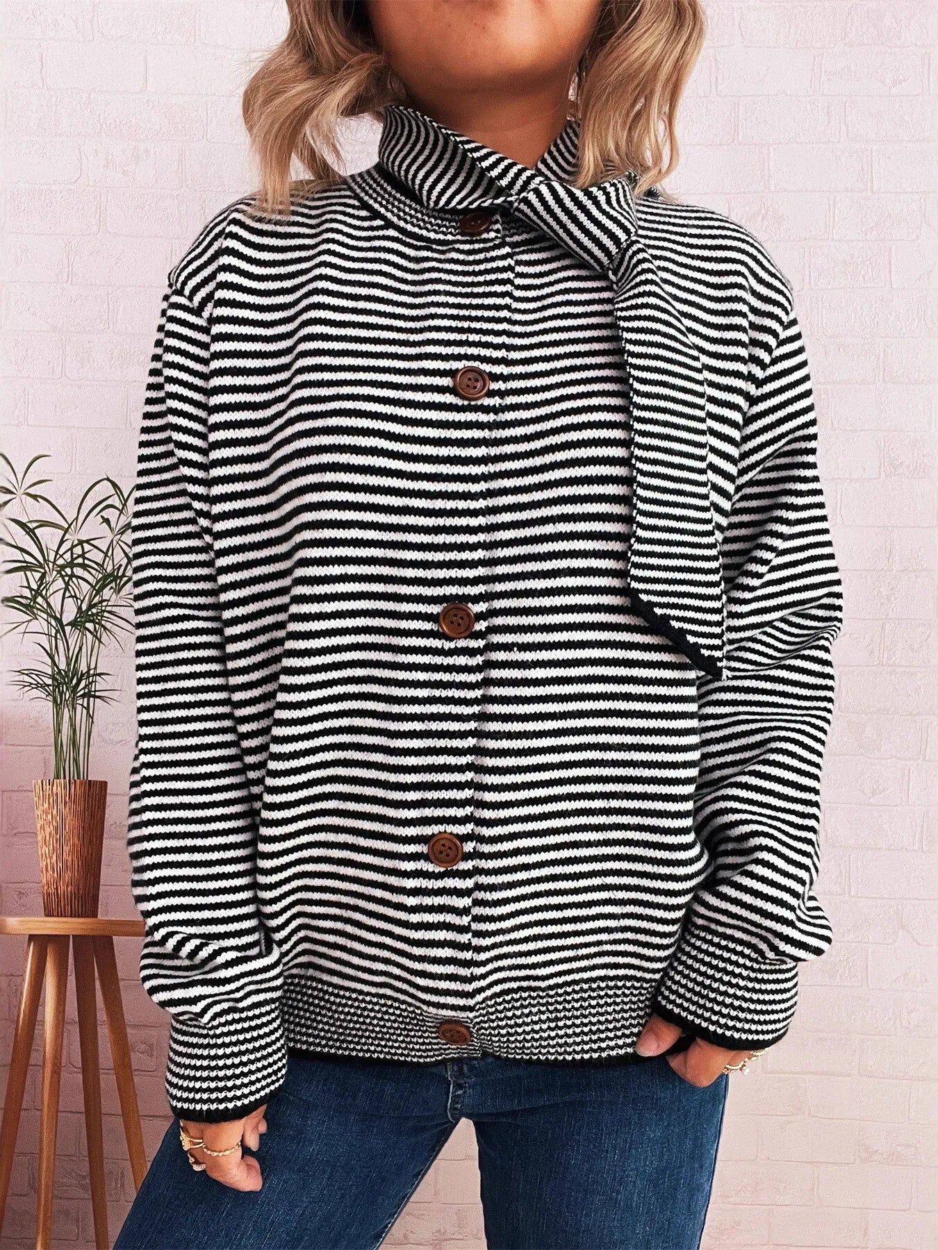 Striped Button Up Long Sleeve Cardigan - Fashorio